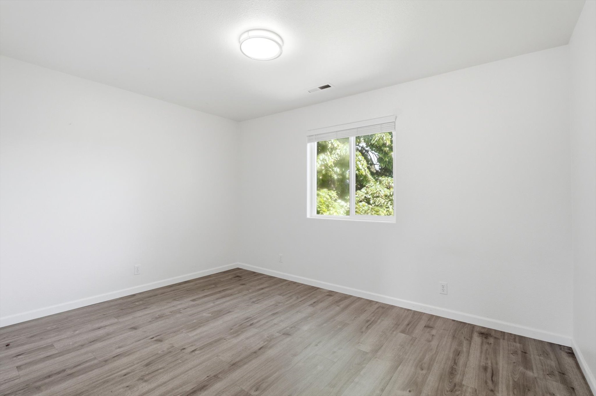 111 Bing Court Property Photo 13