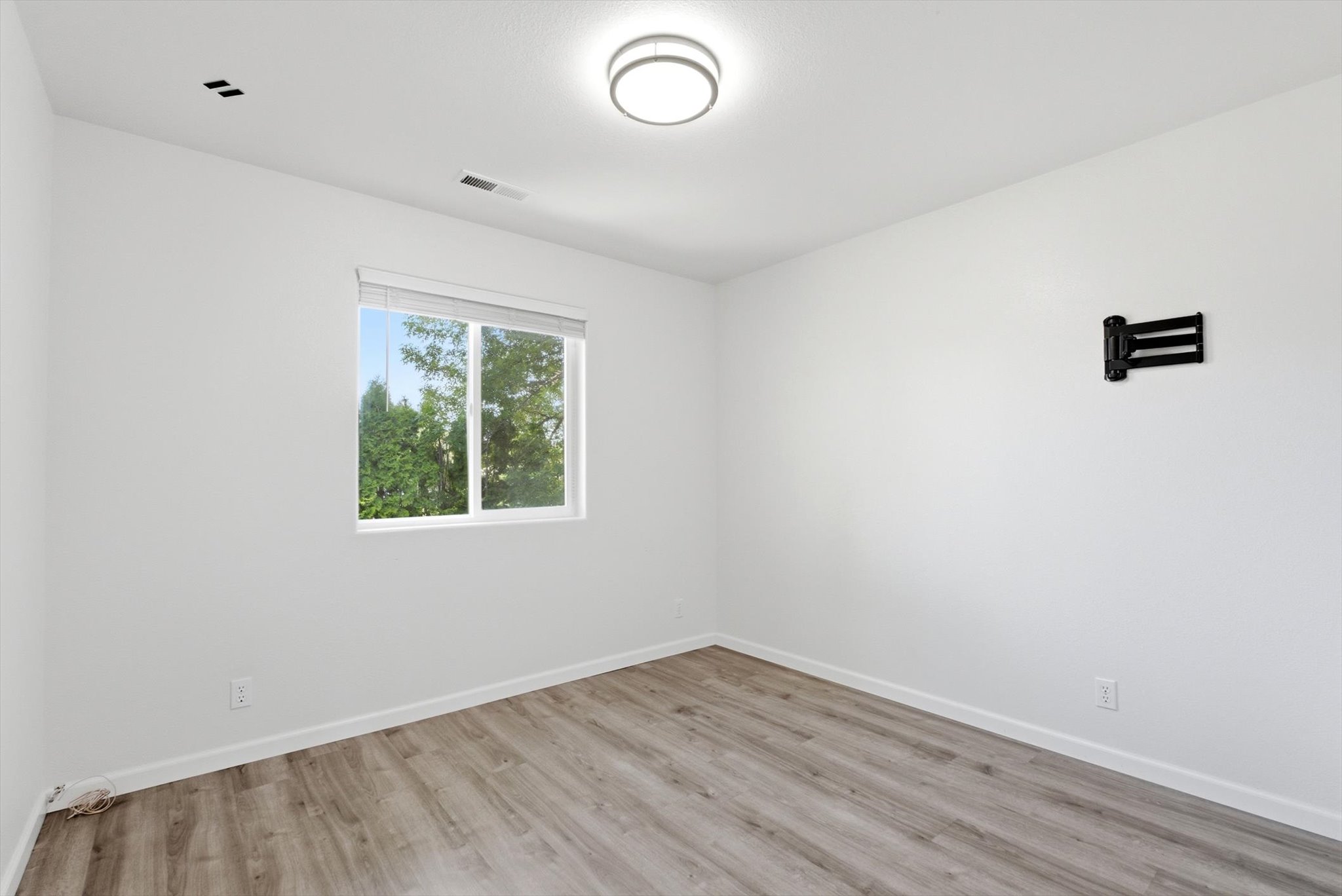 111 Bing Court Property Photo 15