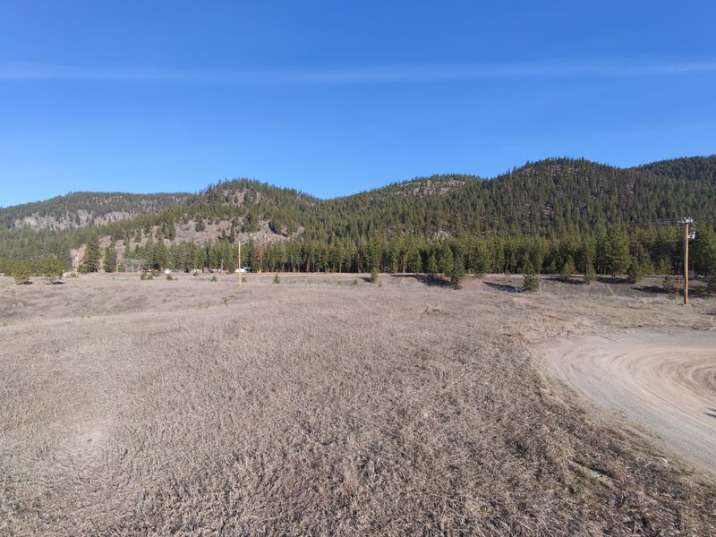 Nka River Bend Road N Property Photo 10