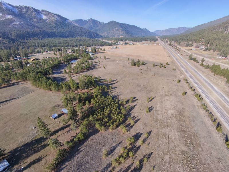 Nka River Bend Road N Property Photo 31