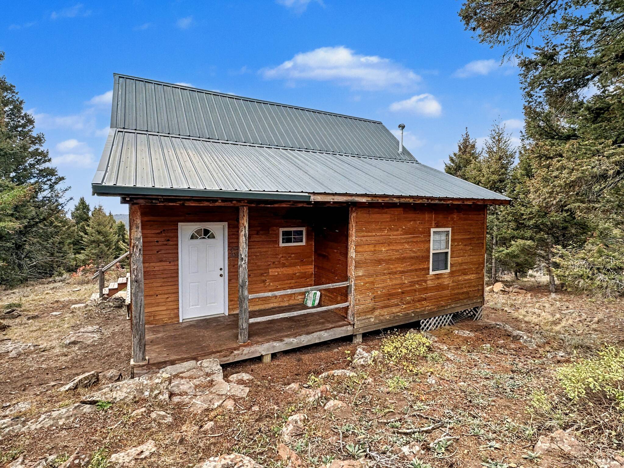 30 Bunks Trail Property Photo 2