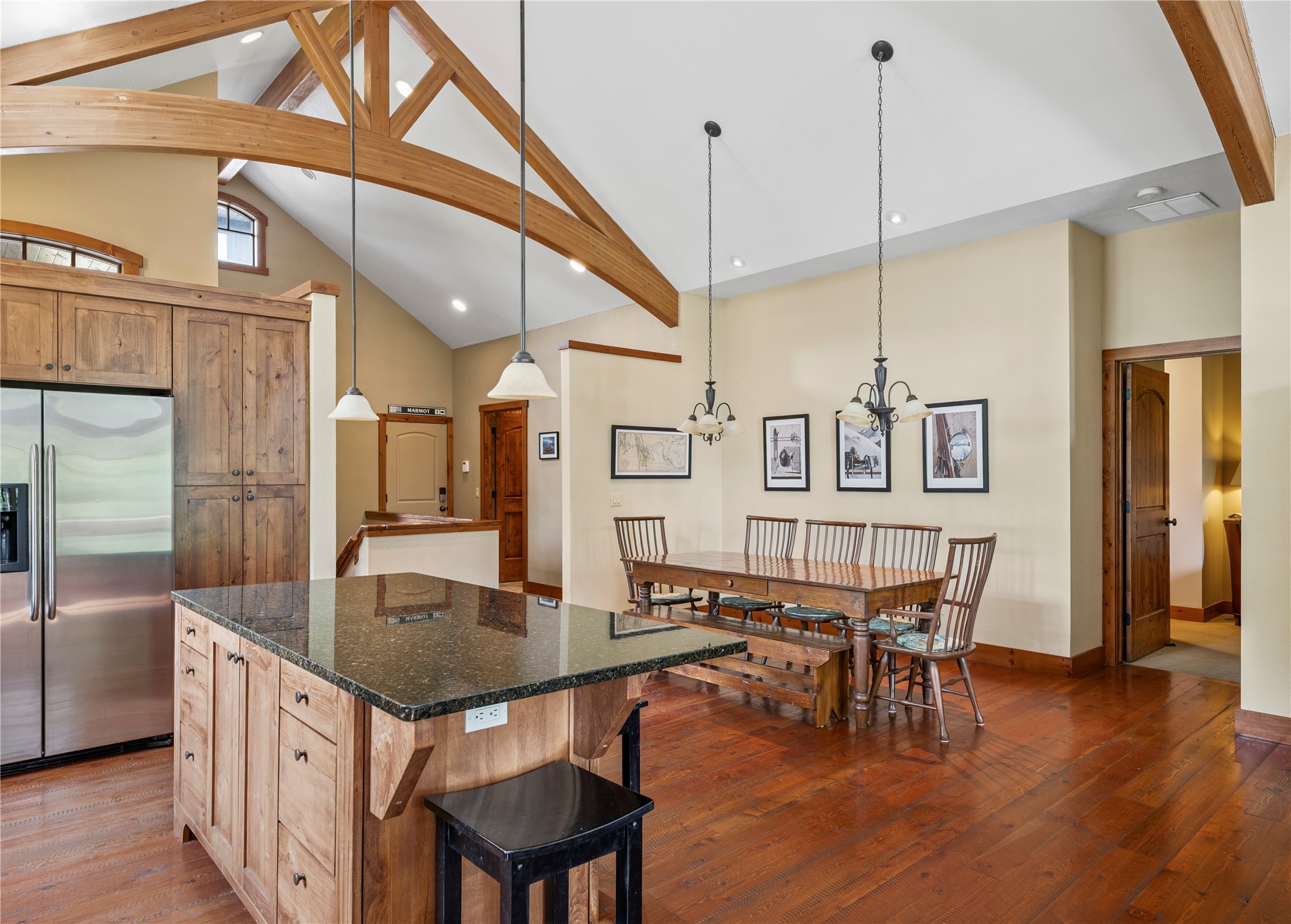 3813 Tamarack Avenue B Property Photo 21