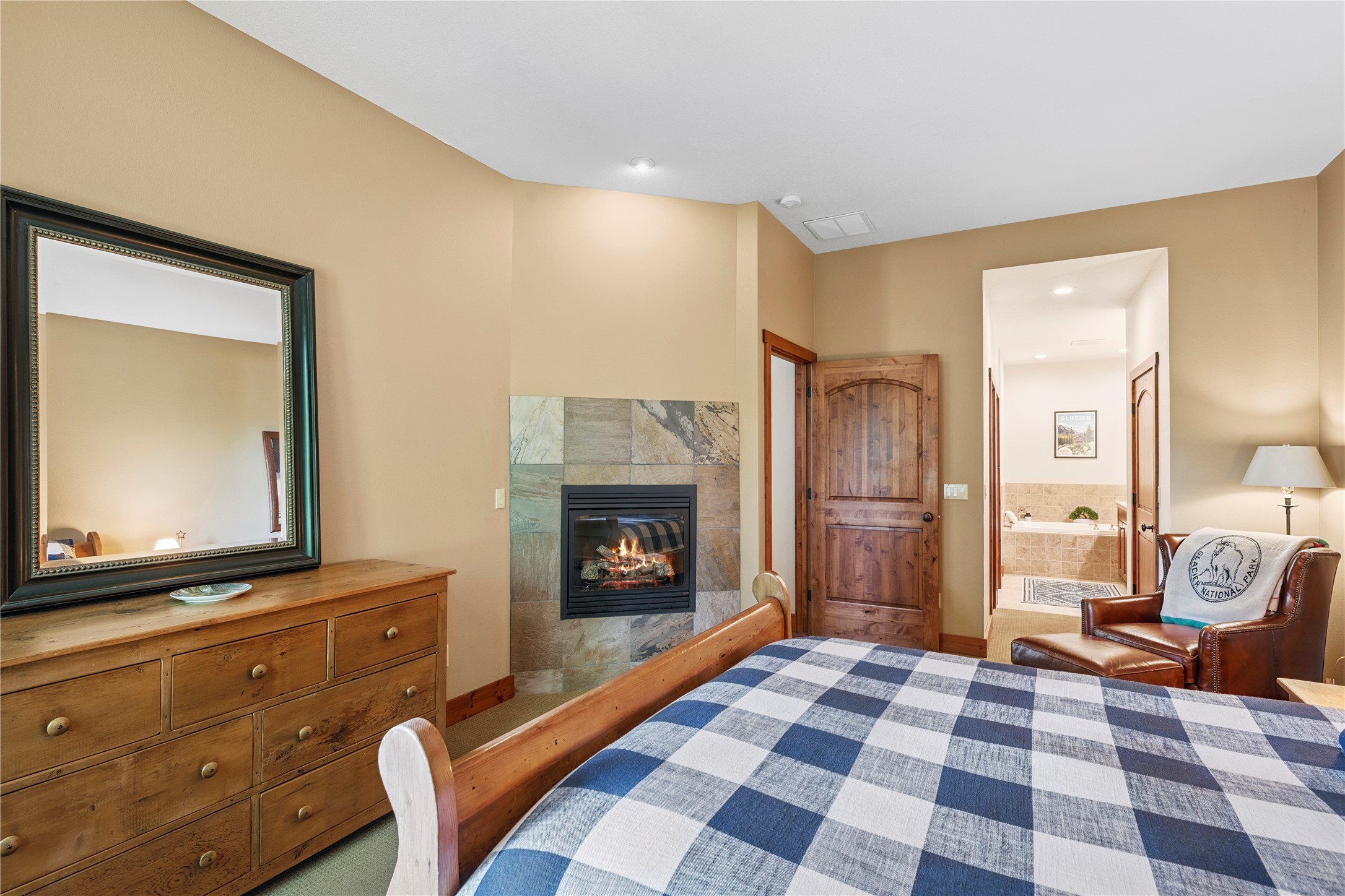 3813 Tamarack Avenue B Property Photo 23