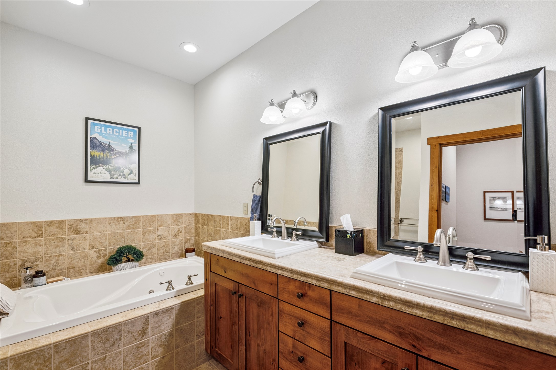 3813 Tamarack Avenue B Property Photo 25