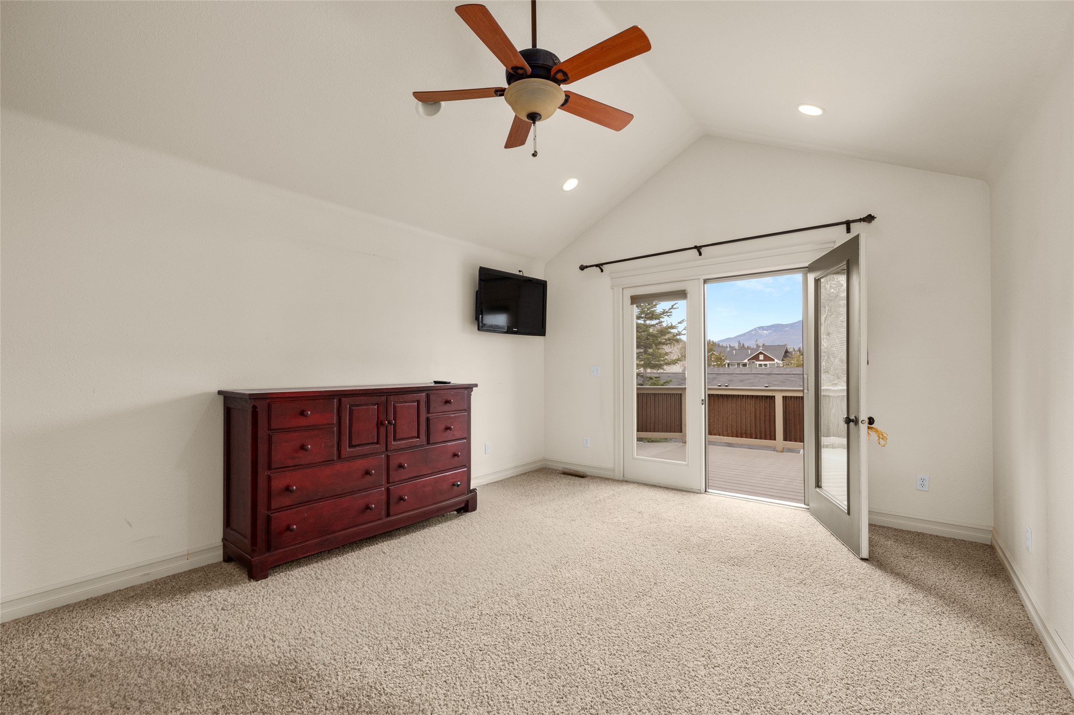 1038 Mountain Park Drive A Property Photo 12
