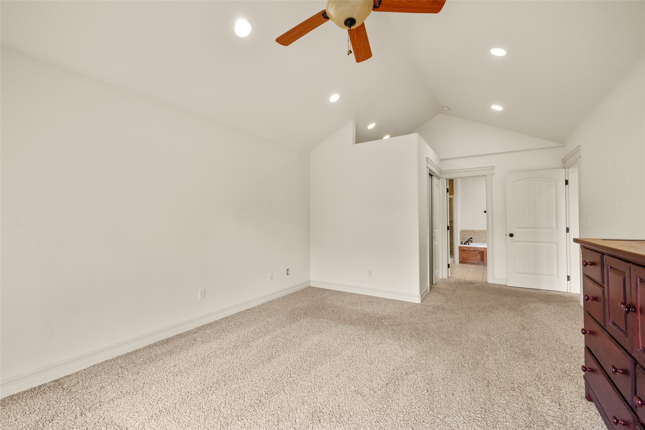 1038 Mountain Park Drive A Property Photo 13