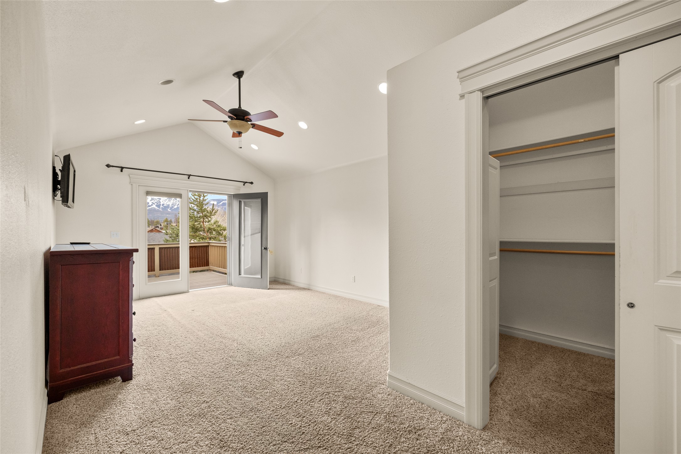 1038 Mountain Park Drive A Property Photo 14