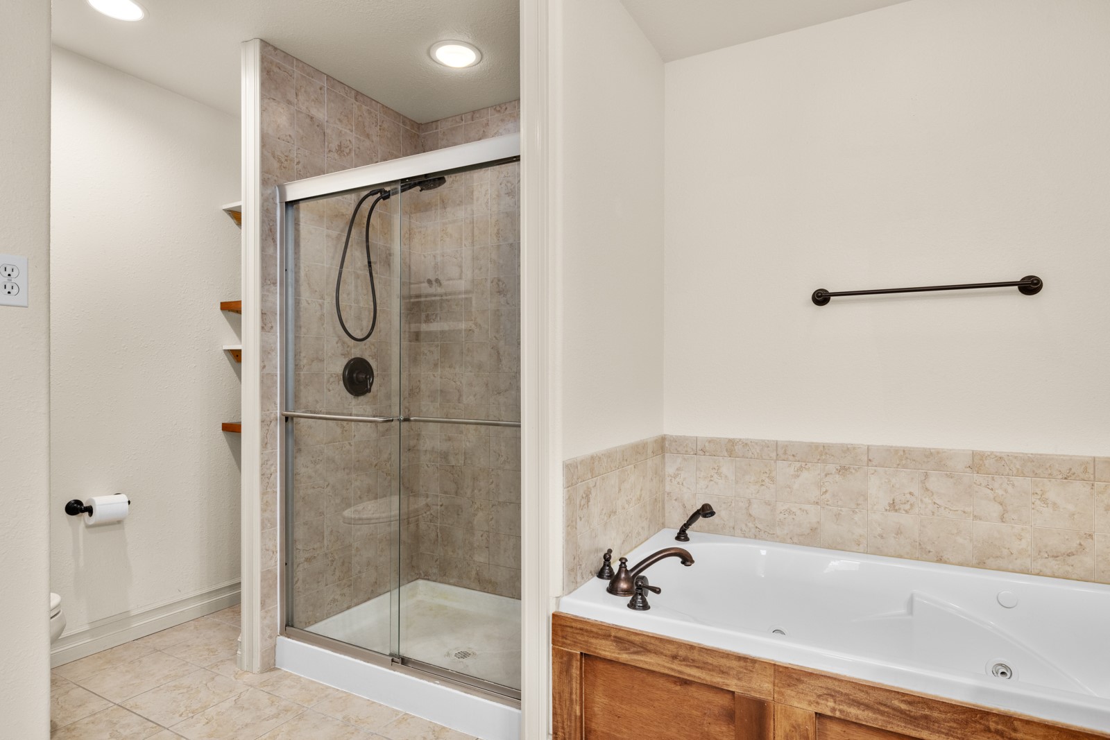 1038 Mountain Park Drive A Property Photo 16
