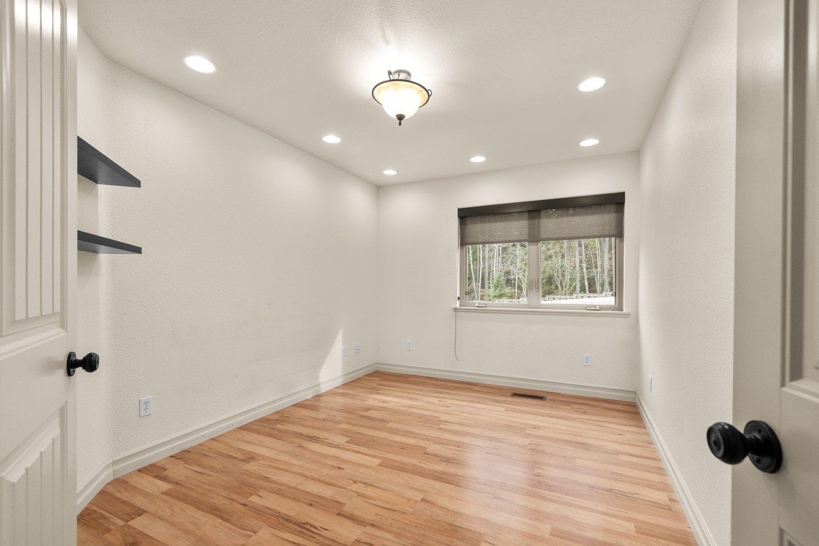 1038 Mountain Park Drive A Property Photo 17