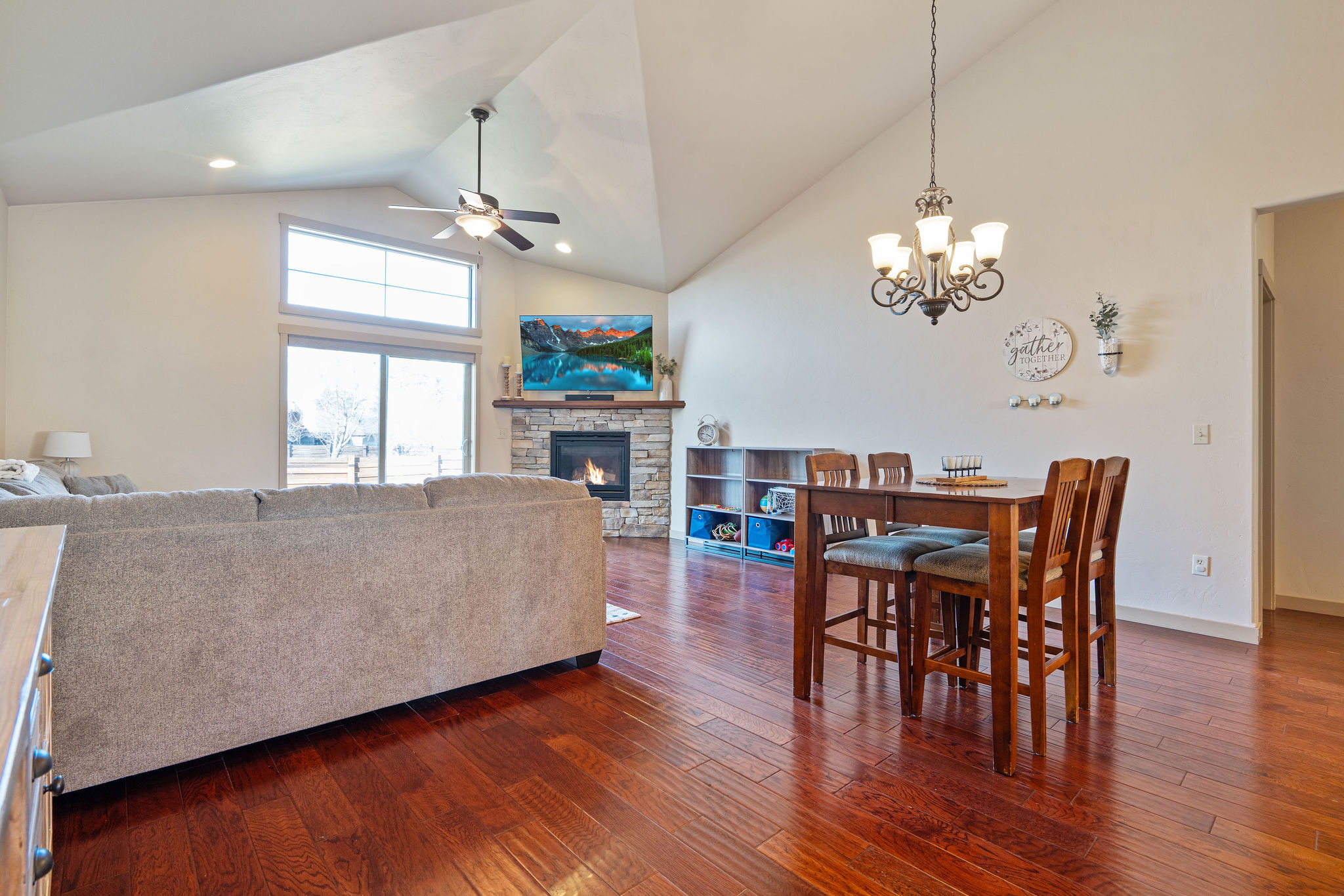198 Lazy Creek Way Property Photo 7
