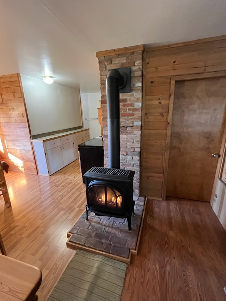 30068169 Property Photo 5