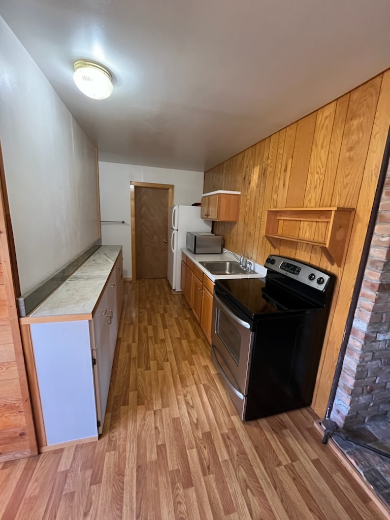 30068169 Property Photo 6