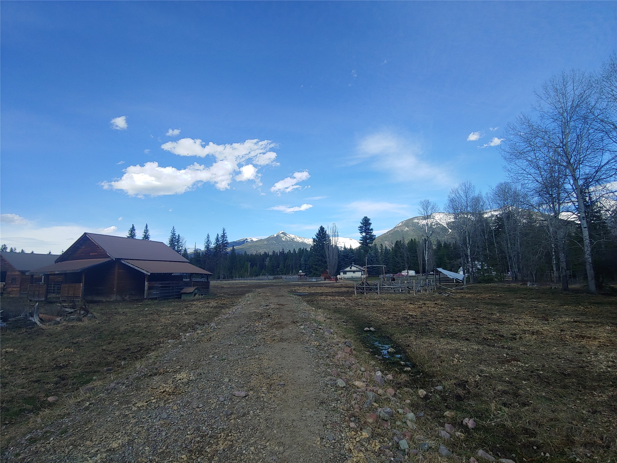 30068169 Property Photo 37