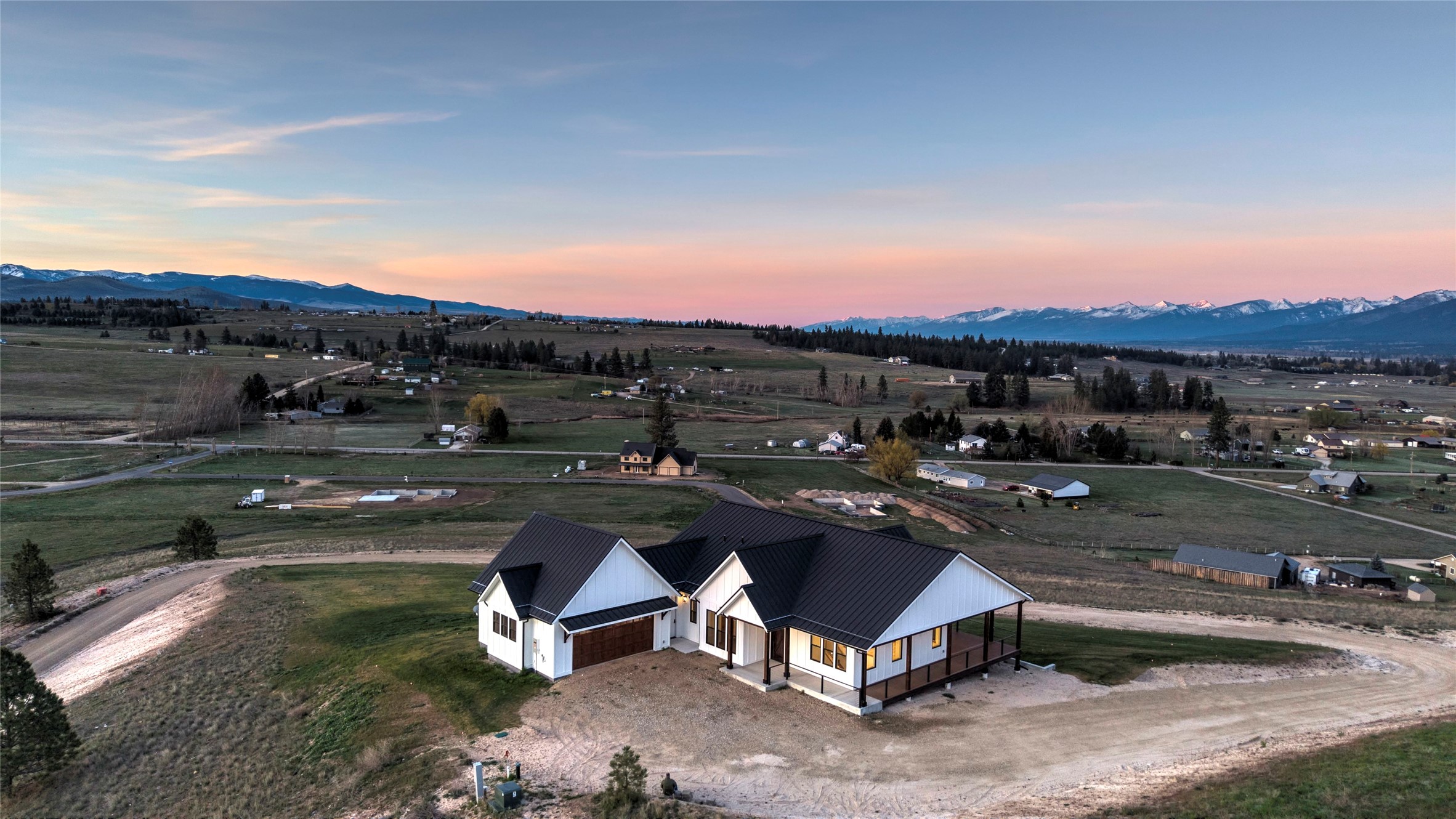176 Miles Gulch Road Property Photo 1