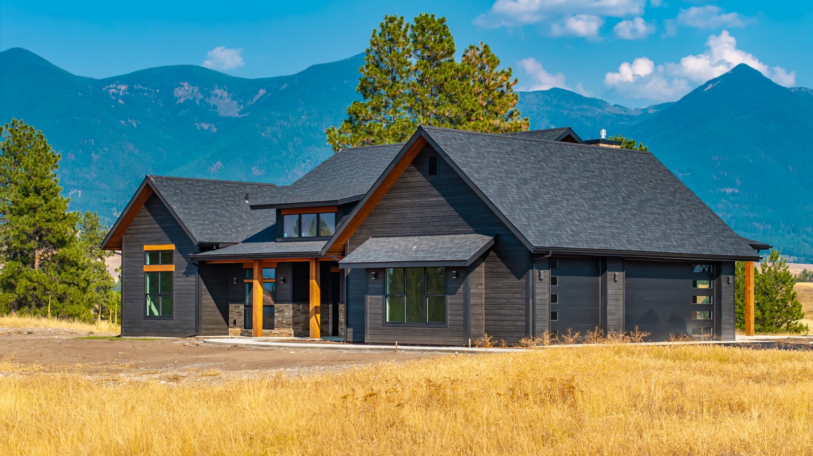 110 Paradise Loop Property Photo 4
