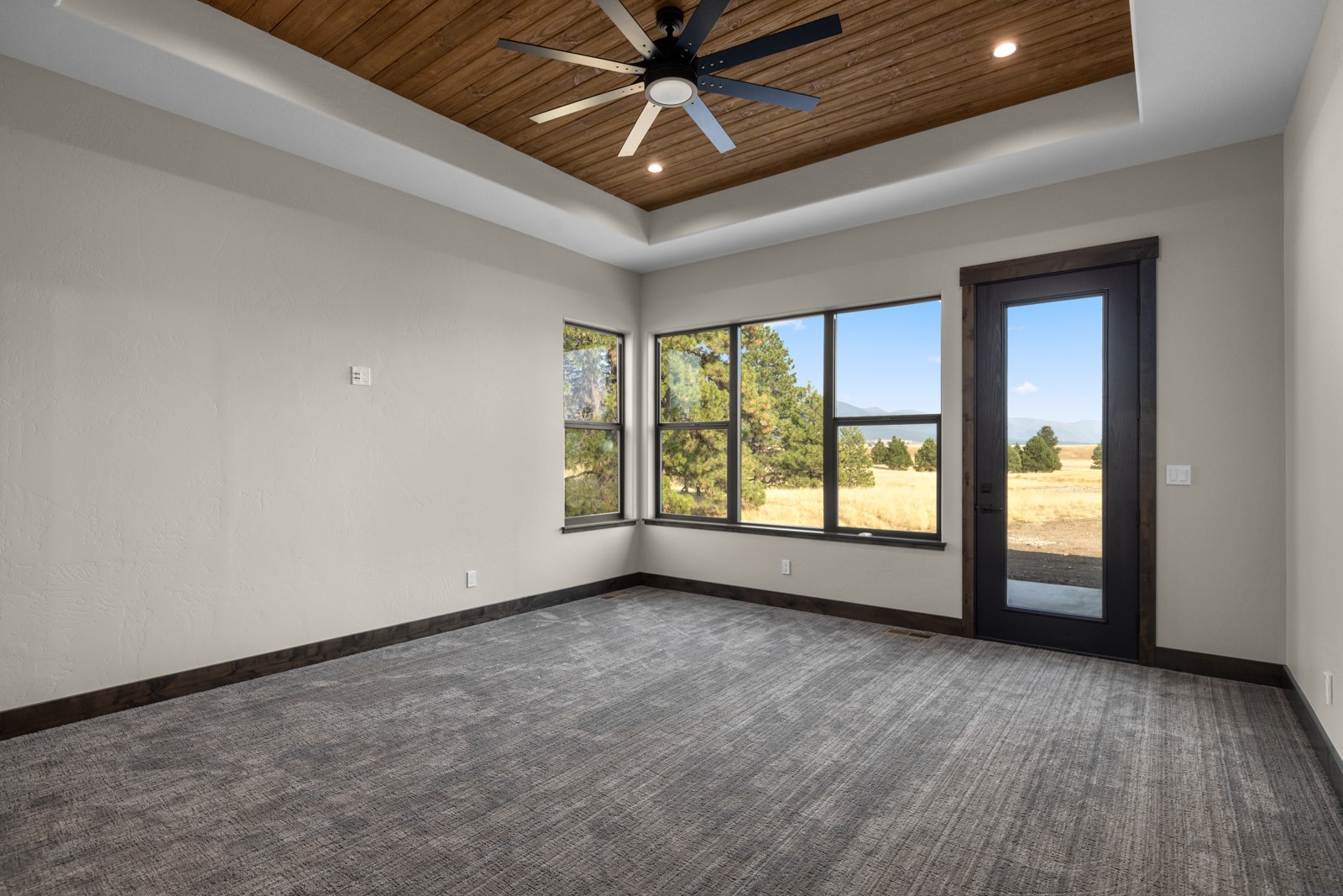 110 Paradise Loop Property Photo 26