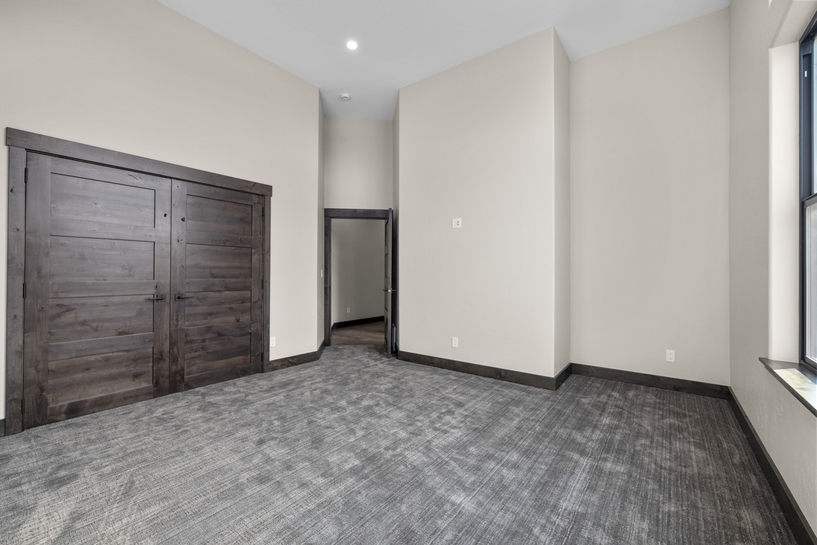 110 Paradise Loop Property Photo 38