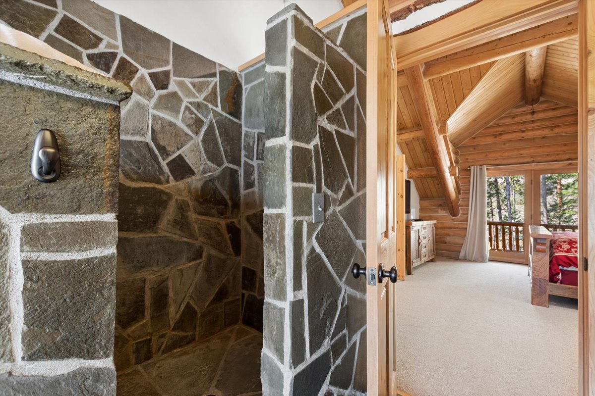 142 Eagles Landing Property Photo 34