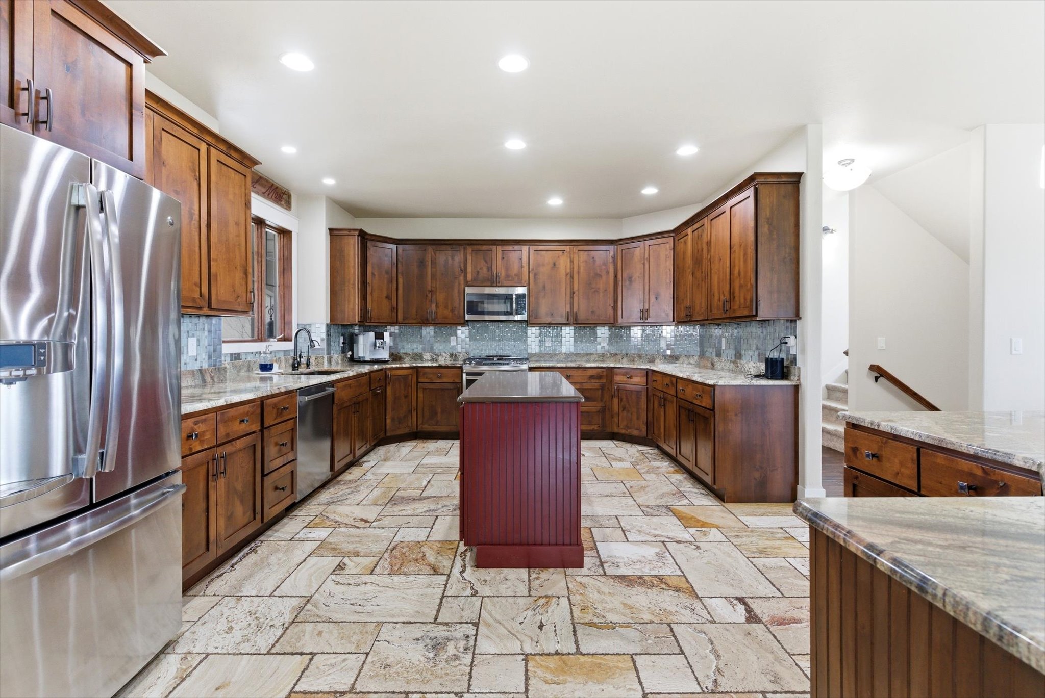 317 Stoneridge Drive Property Photo 13