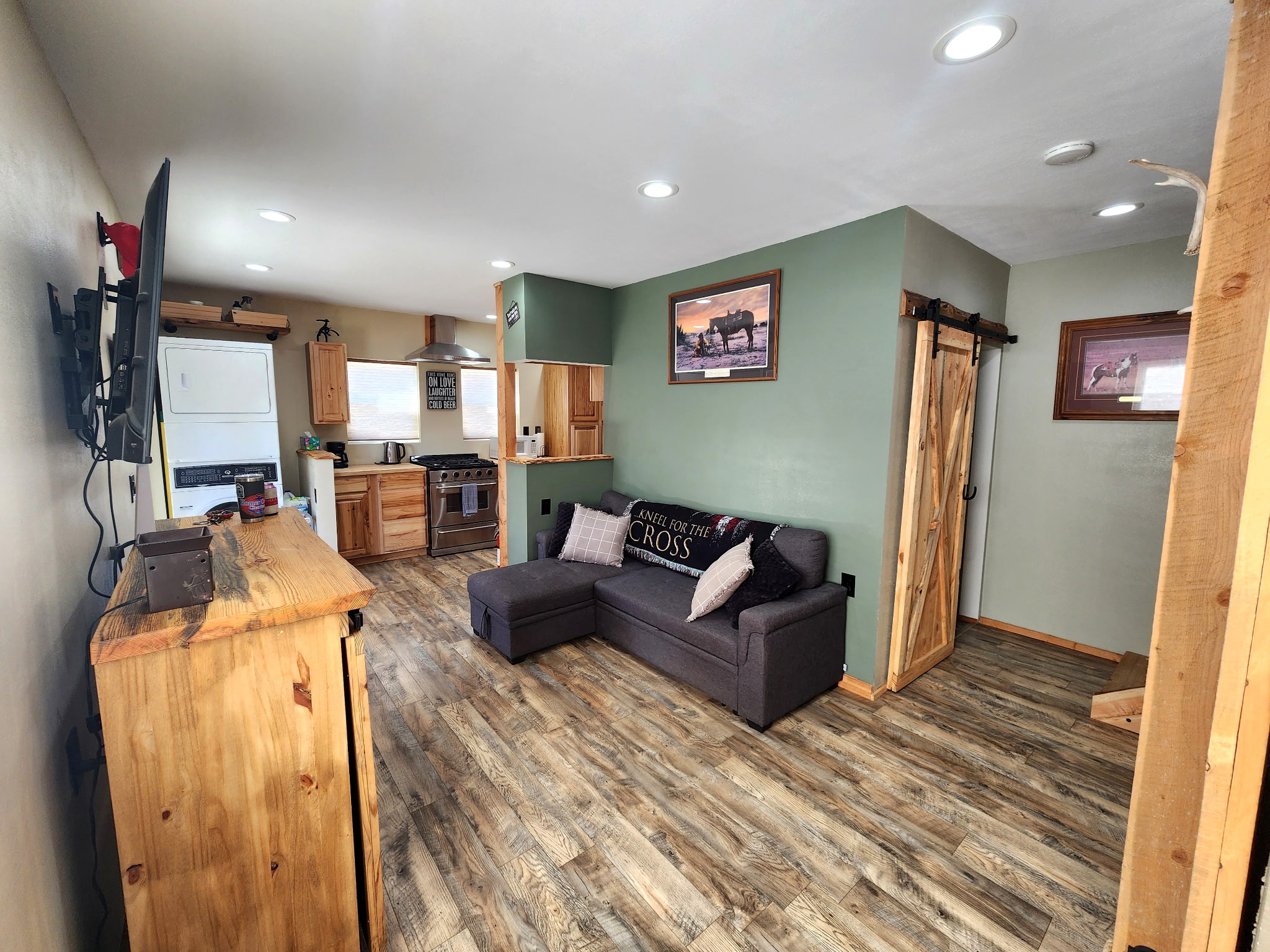 7221 Raven Road Property Photo 8
