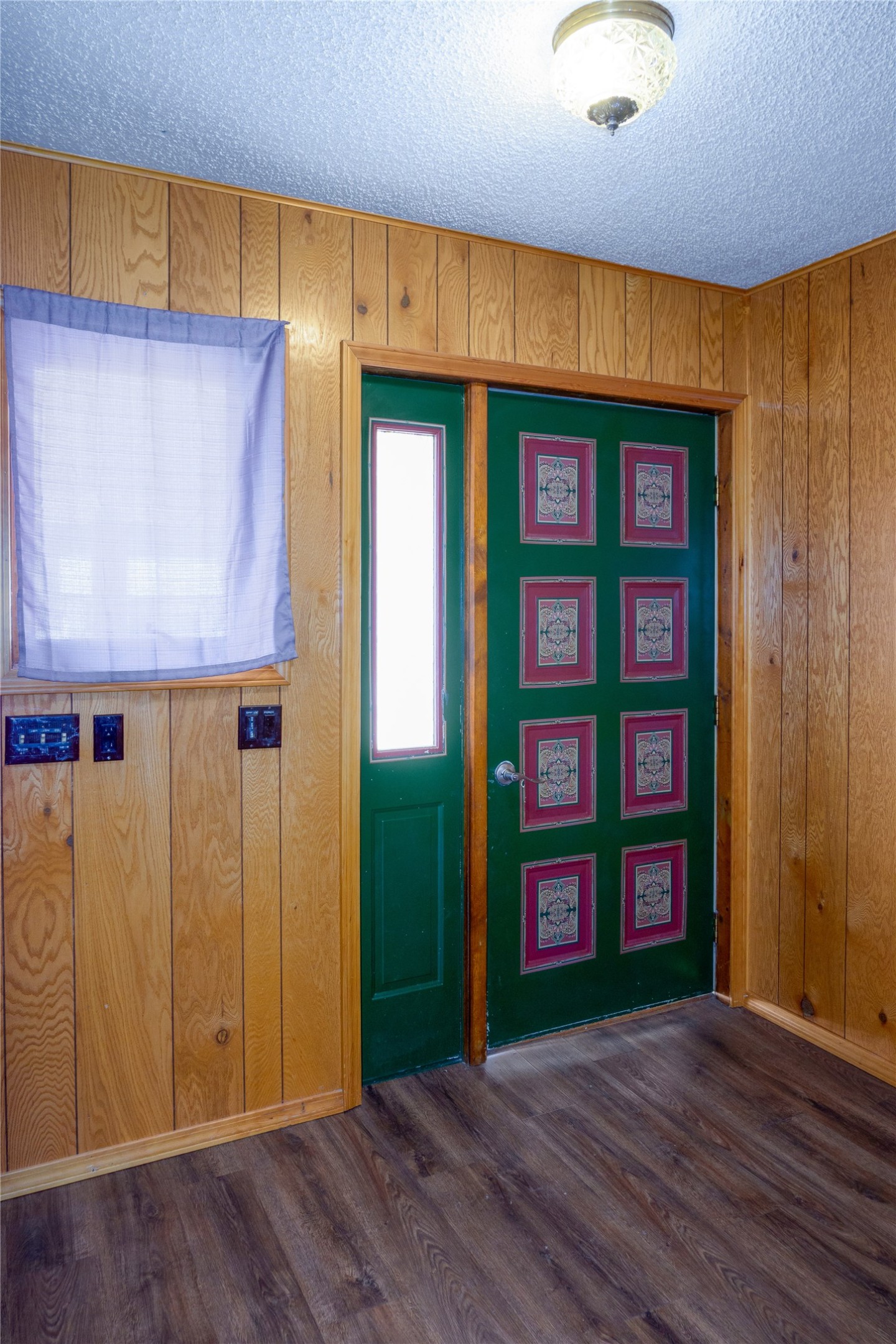 213 E Missoula Avenue Property Photo 25