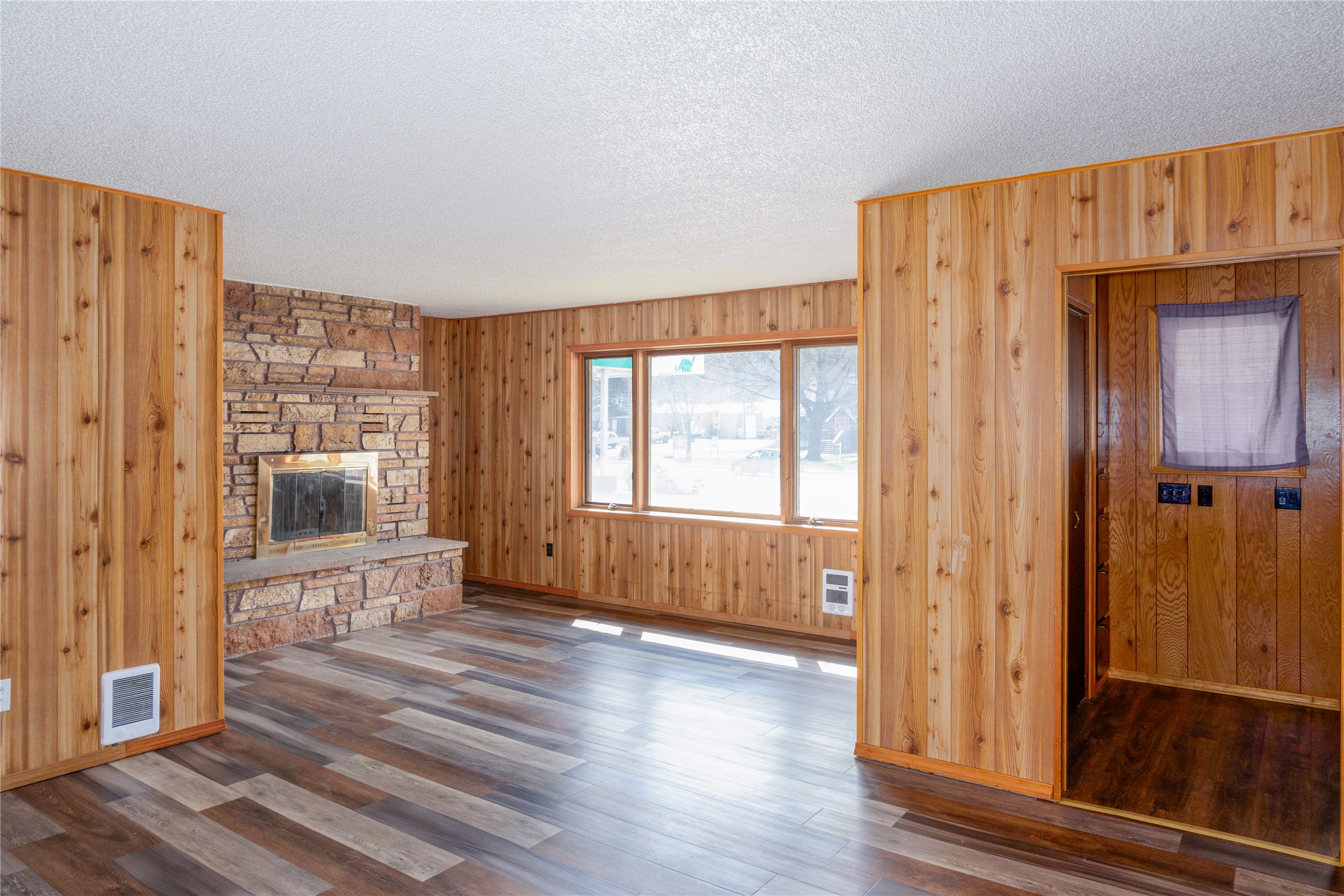 213 E Missoula Avenue Property Photo 27