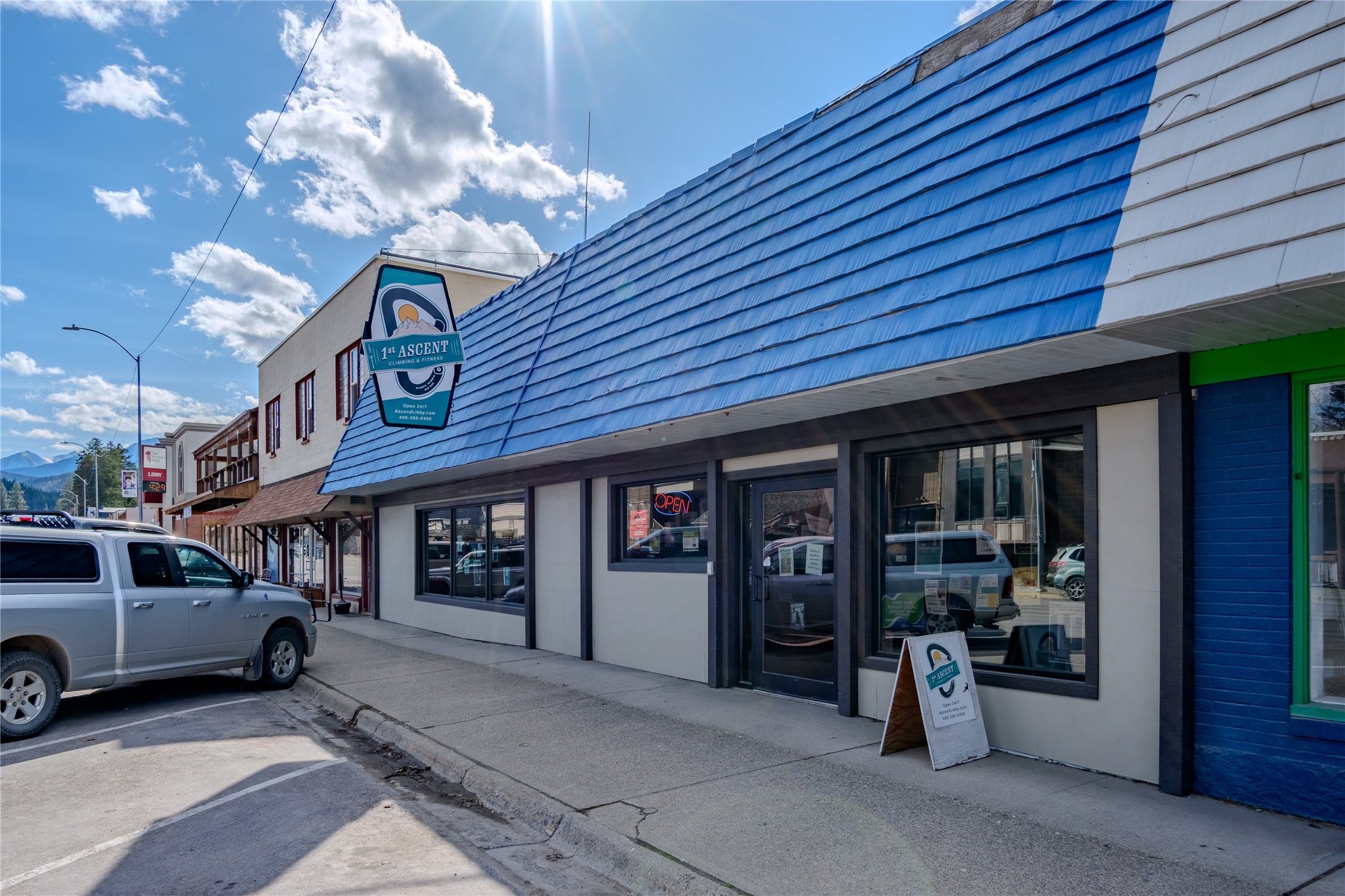 412 Mineral Avenue Property Photo 1