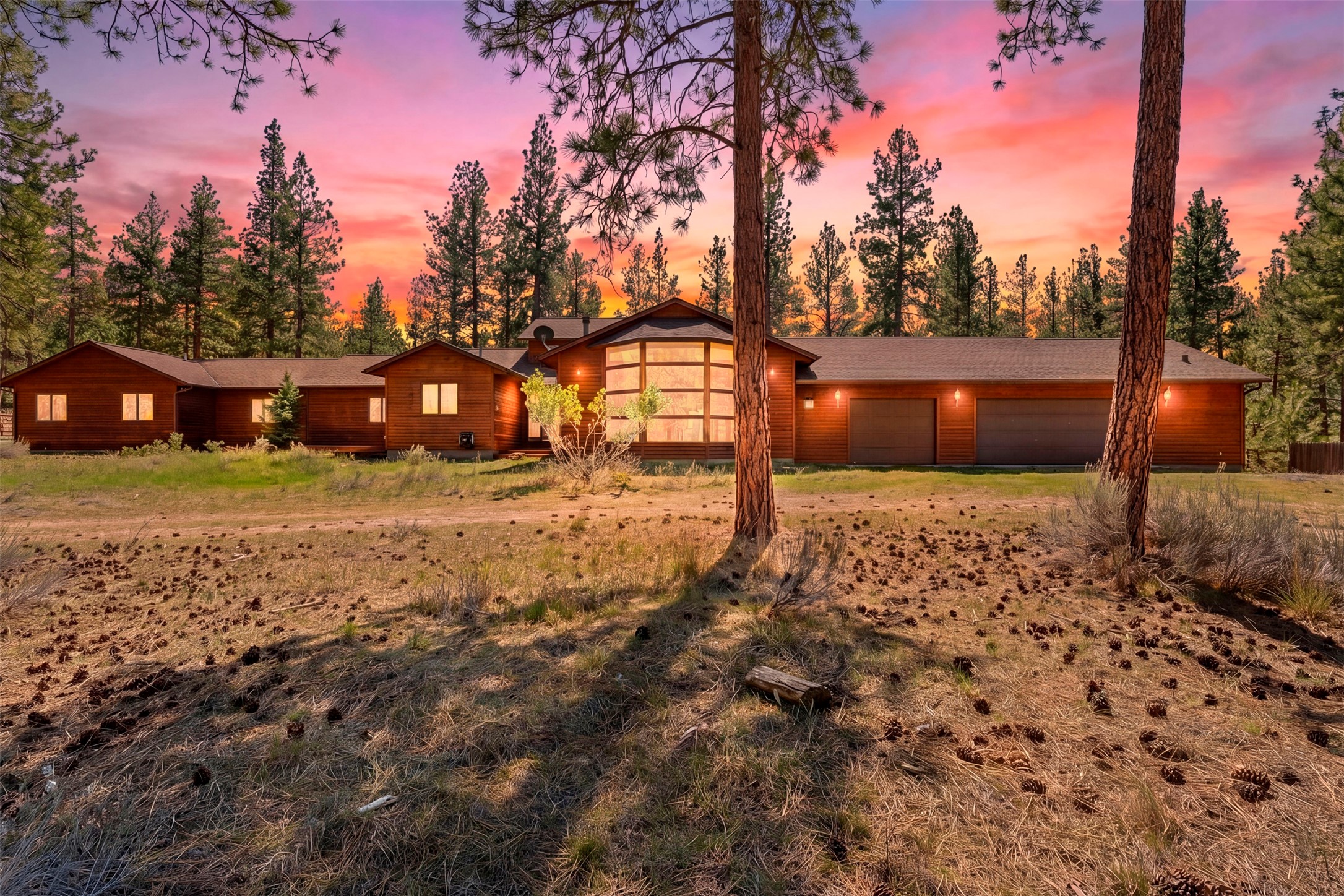 912 Weber Butte Trail Property Photo 1