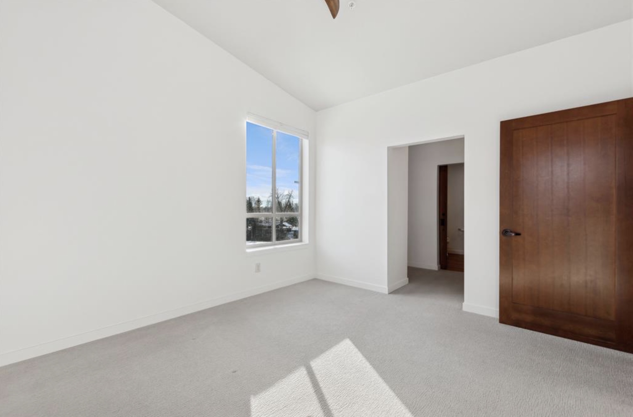 100 Woodlands Way S401 Property Photo 6