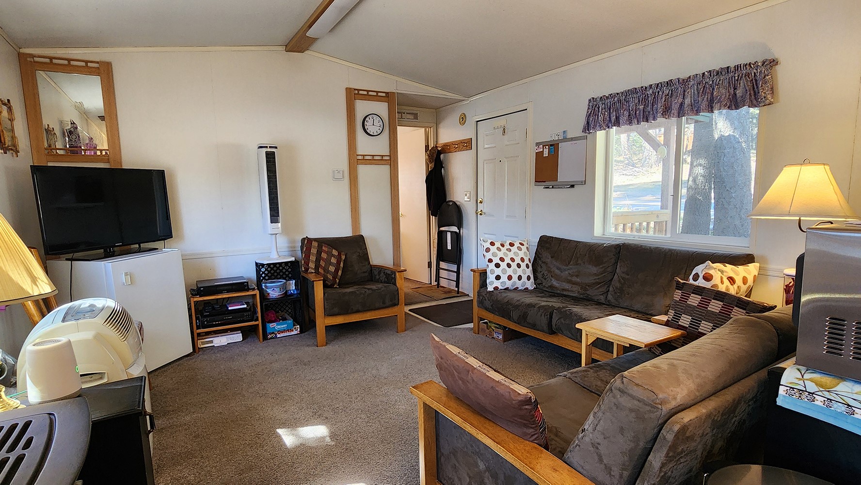 1894 La Brant Road Property Photo 10
