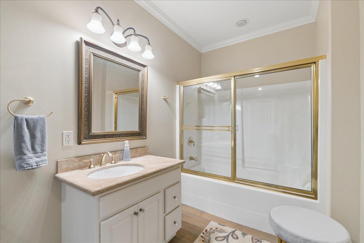 3000 Lower River Road 2 Property Photo 19