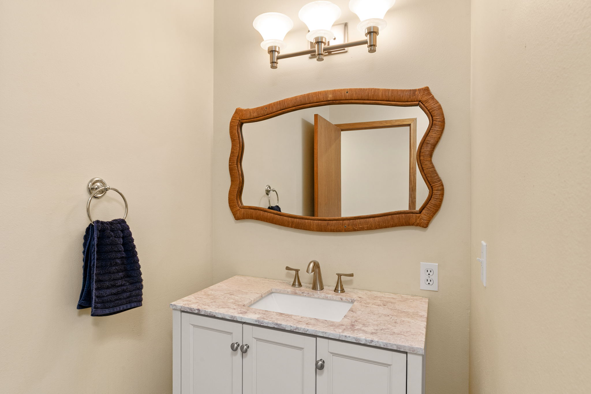 1059 Hwy 282 Property Photo 48