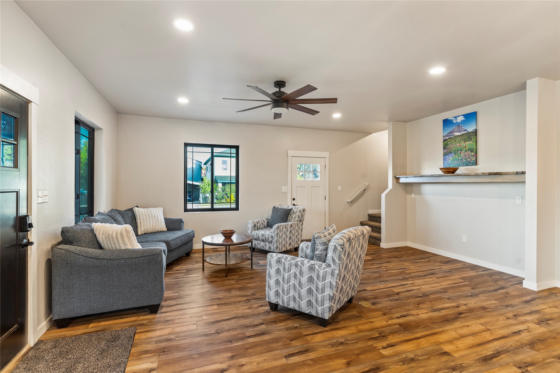 101 4th Avenue W Property Photo 10