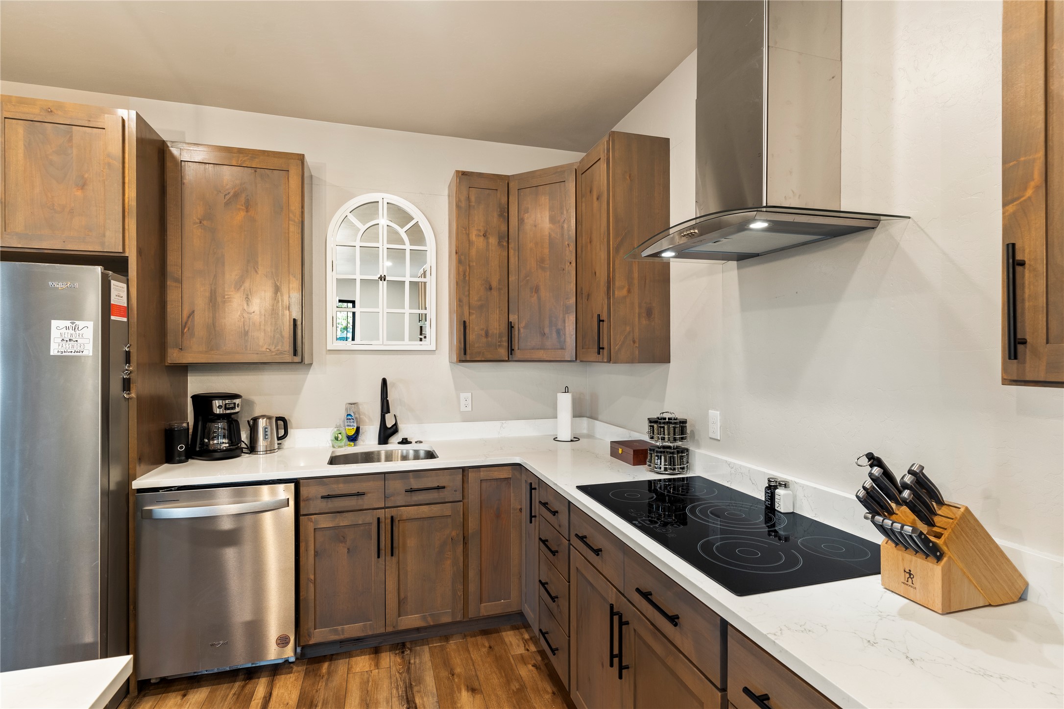 101 4th Avenue W Property Photo 19