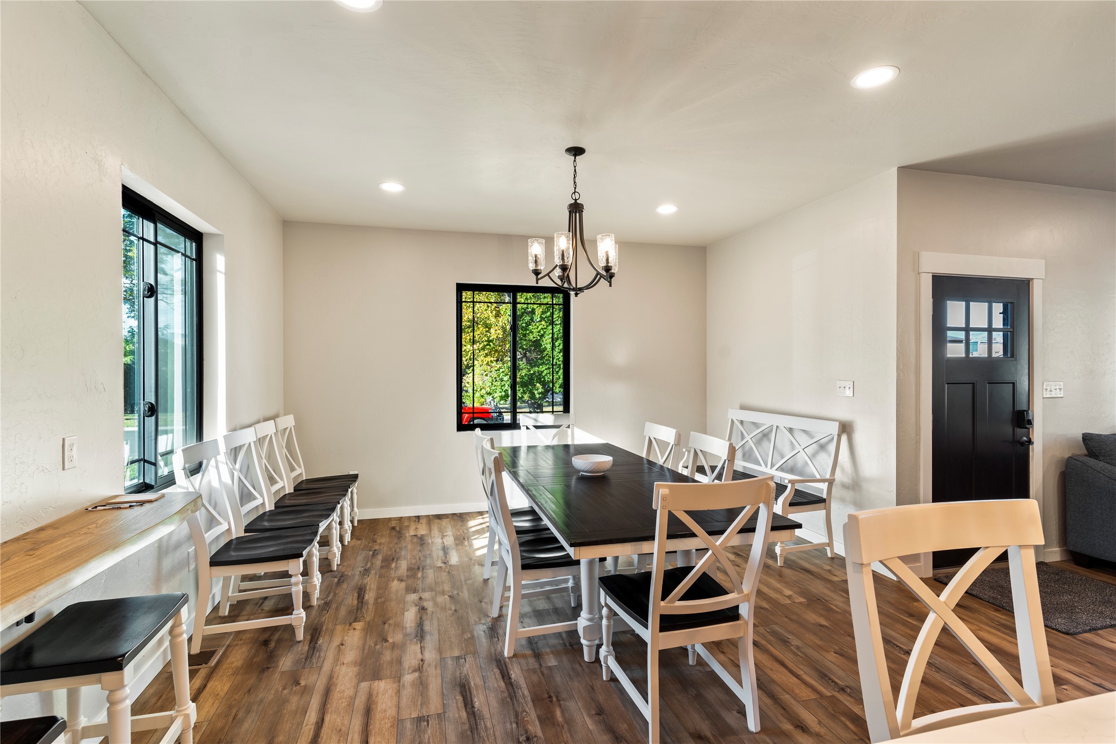 101 4th Avenue W Property Photo 21
