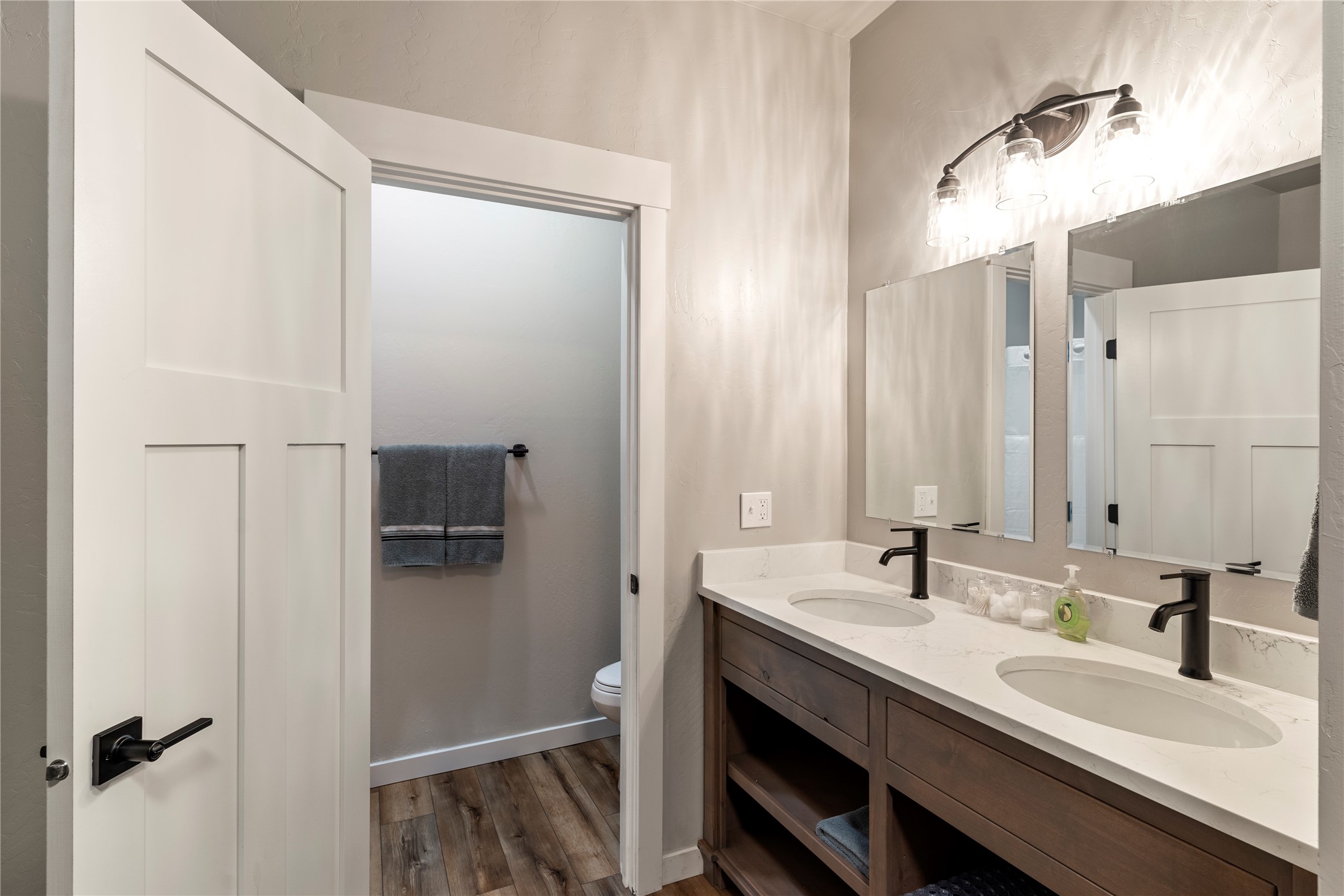 101 4th Avenue W Property Photo 45