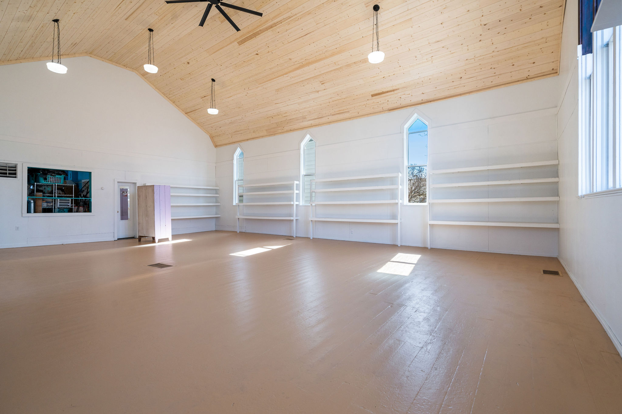 203 5th Avenue W Property Photo 16