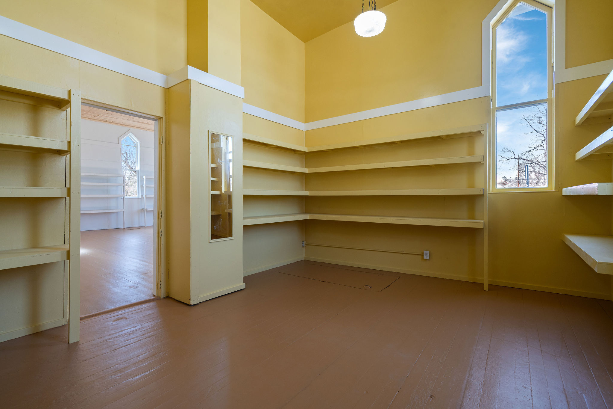203 5th Avenue W Property Photo 18