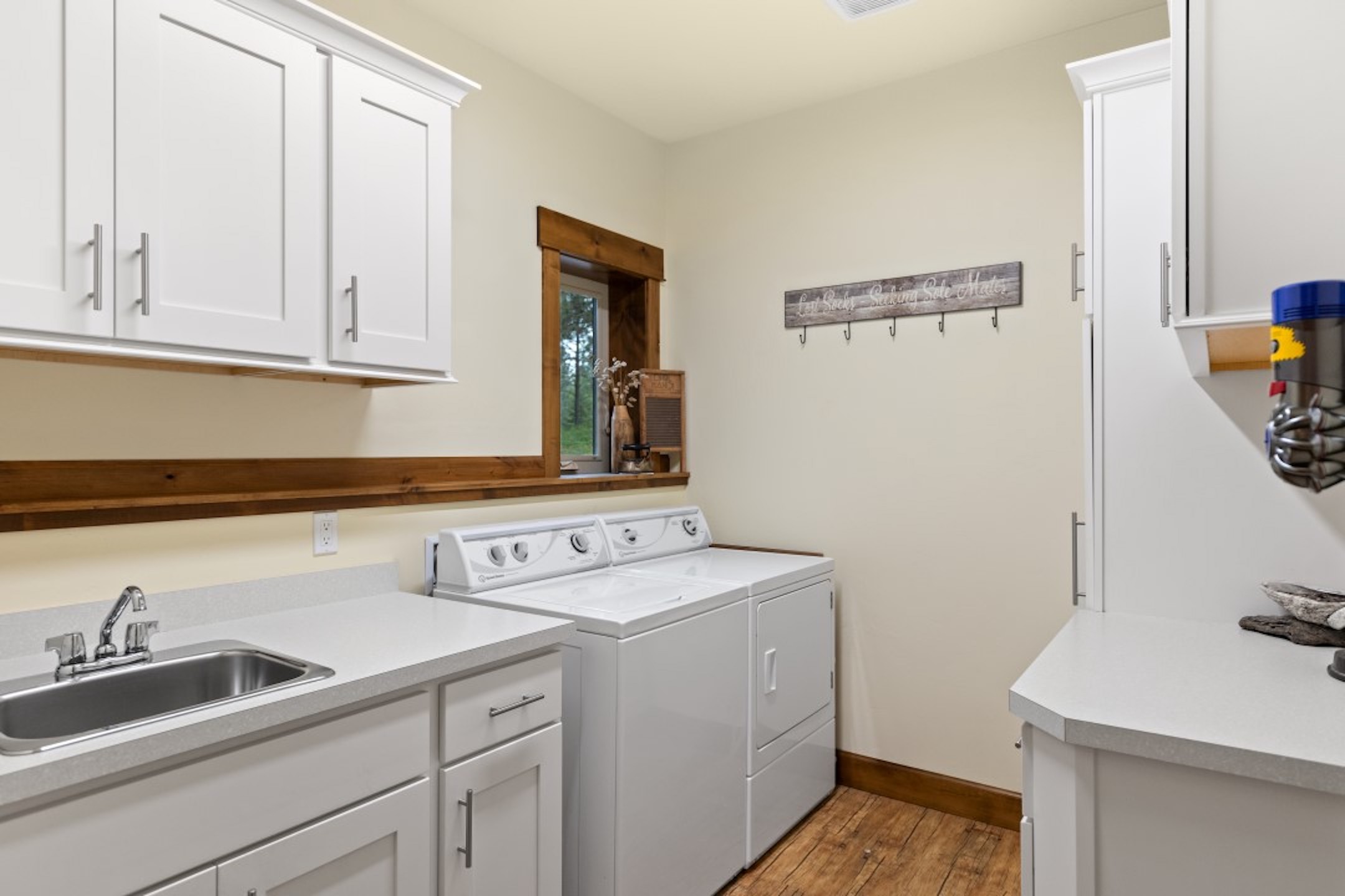 110 Conifer Lane Property Photo 32