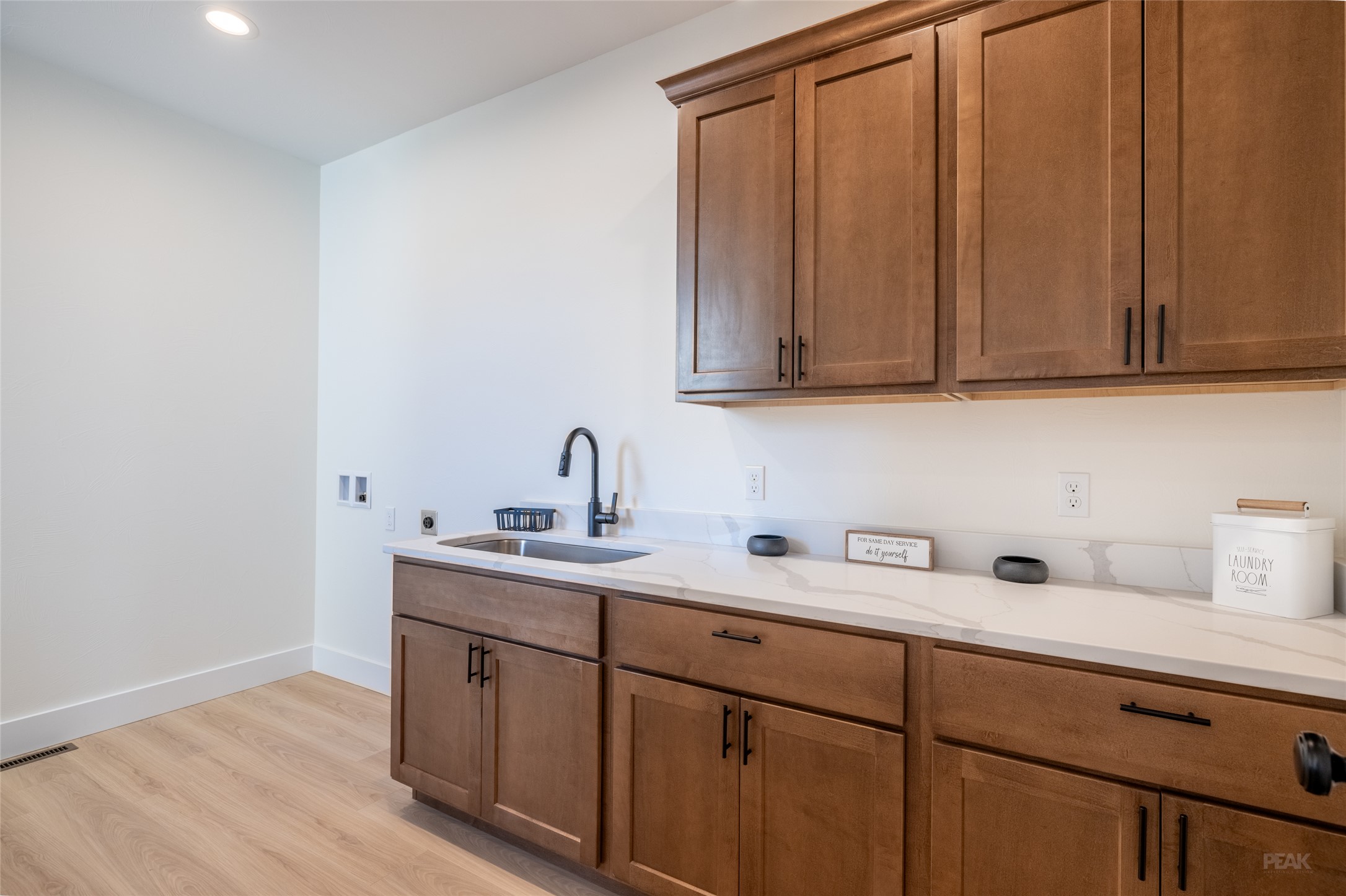 1845 Karmen Road Property Photo 33