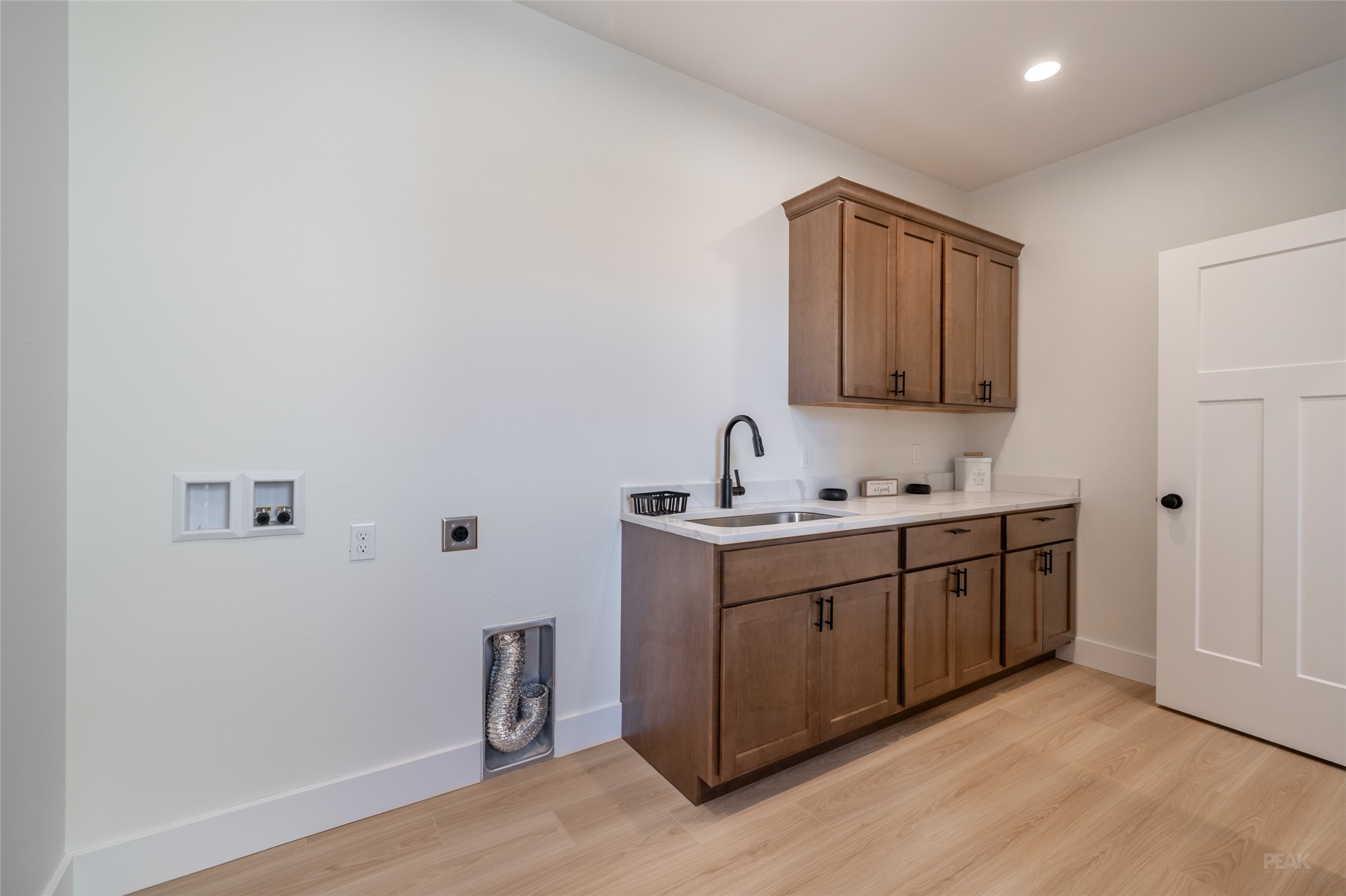 1845 Karmen Road Property Photo 35