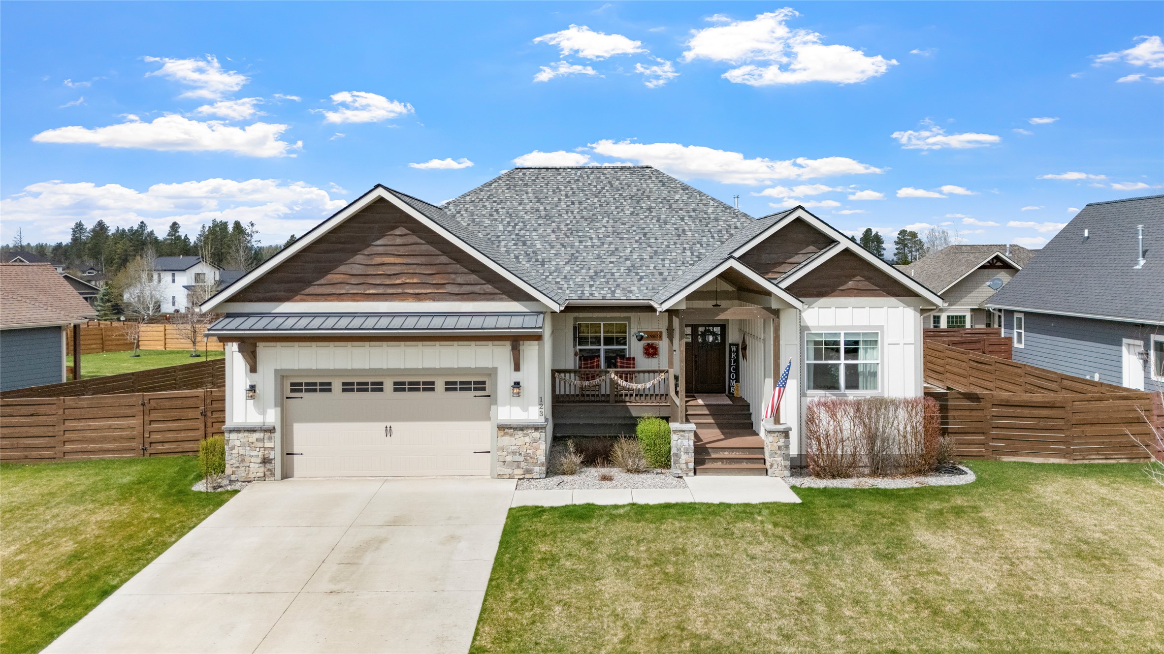 123 E Swift Creek Way Property Photo 4
