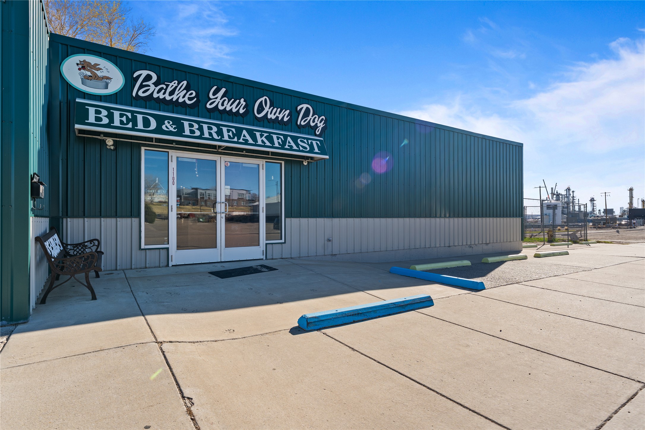 1100 Smelter Avenue NE Property Photo 1