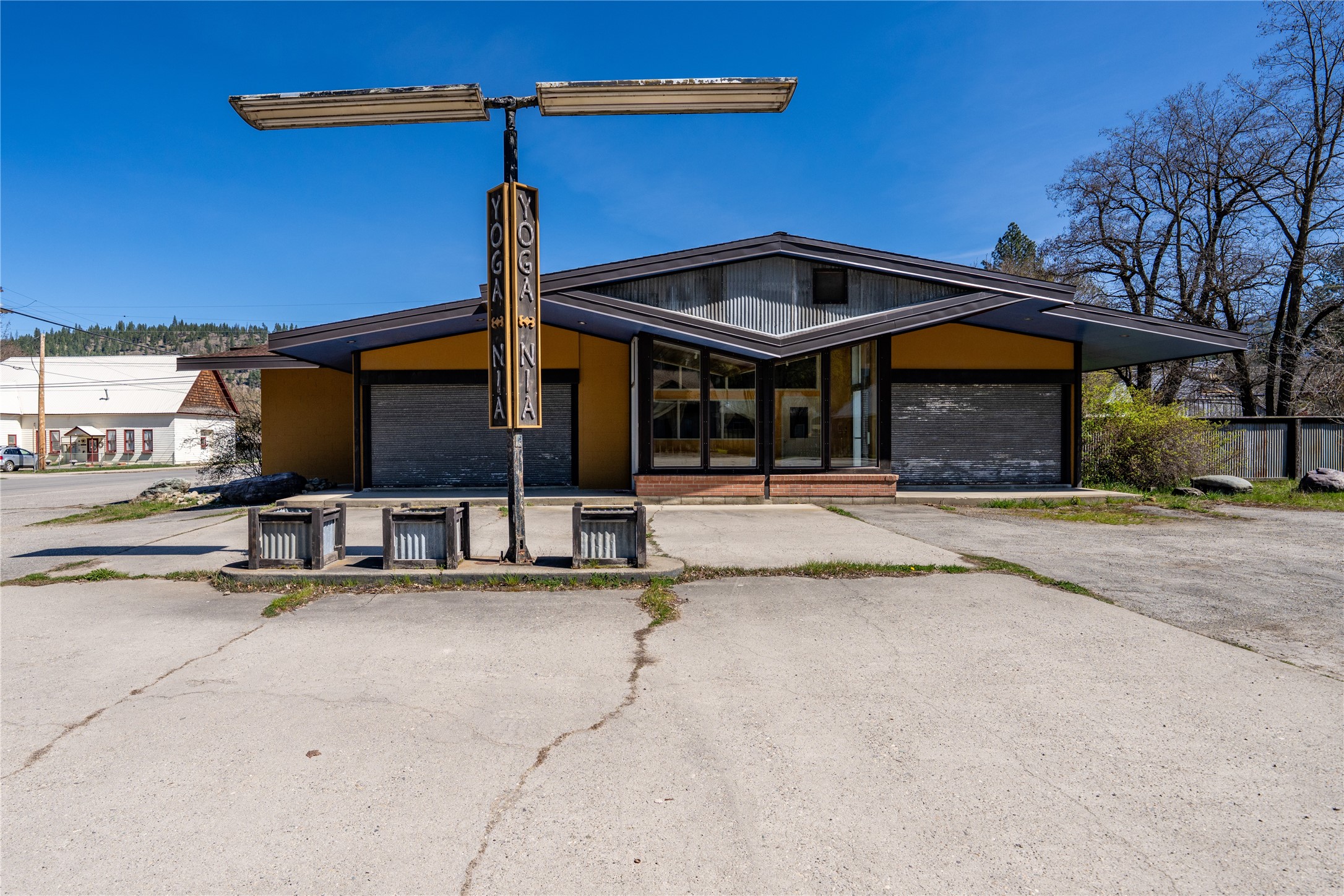 301 E Missoula Avenue Property Photo 43