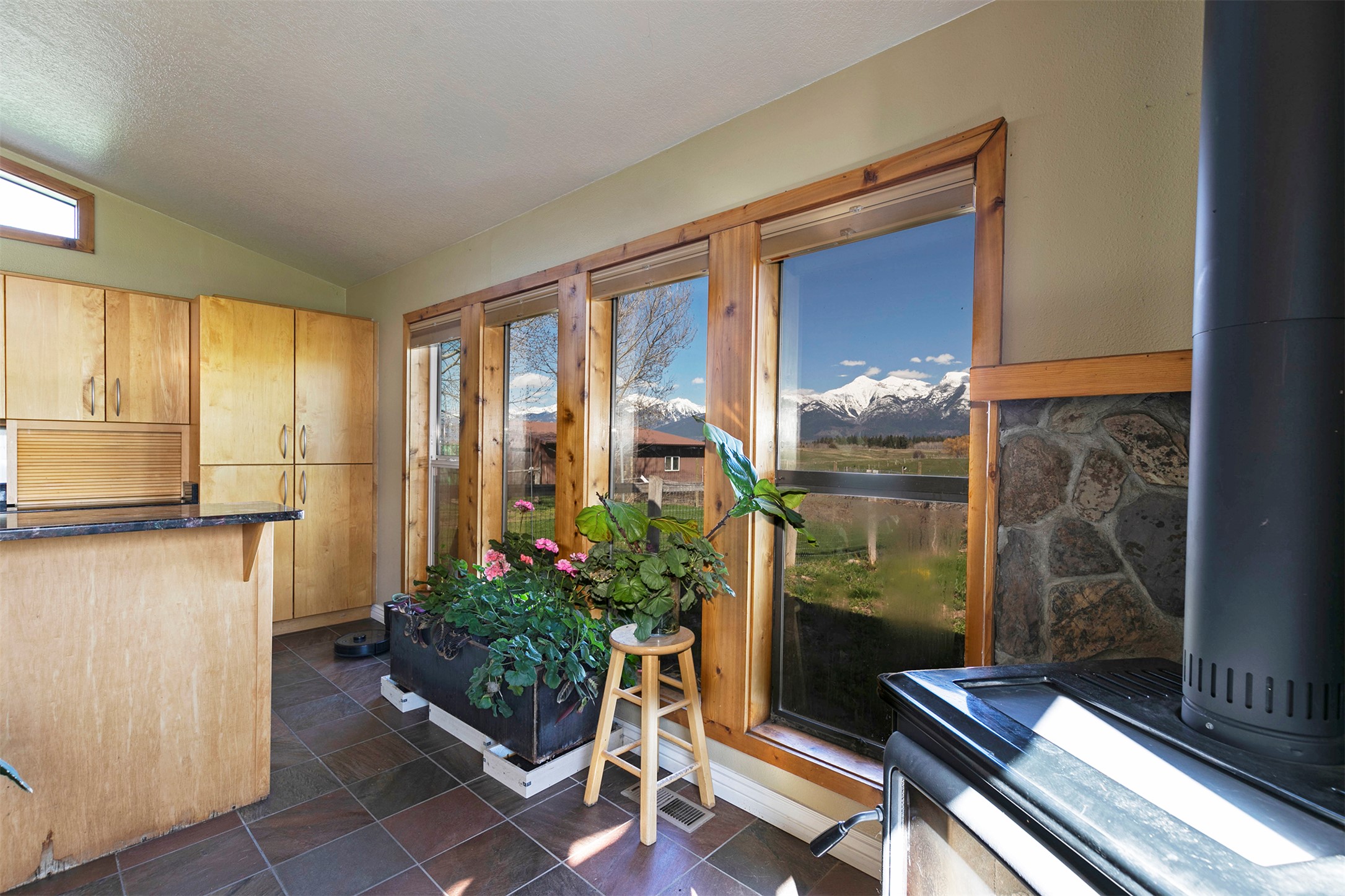 61830 Old Freight Road Property Photo 15