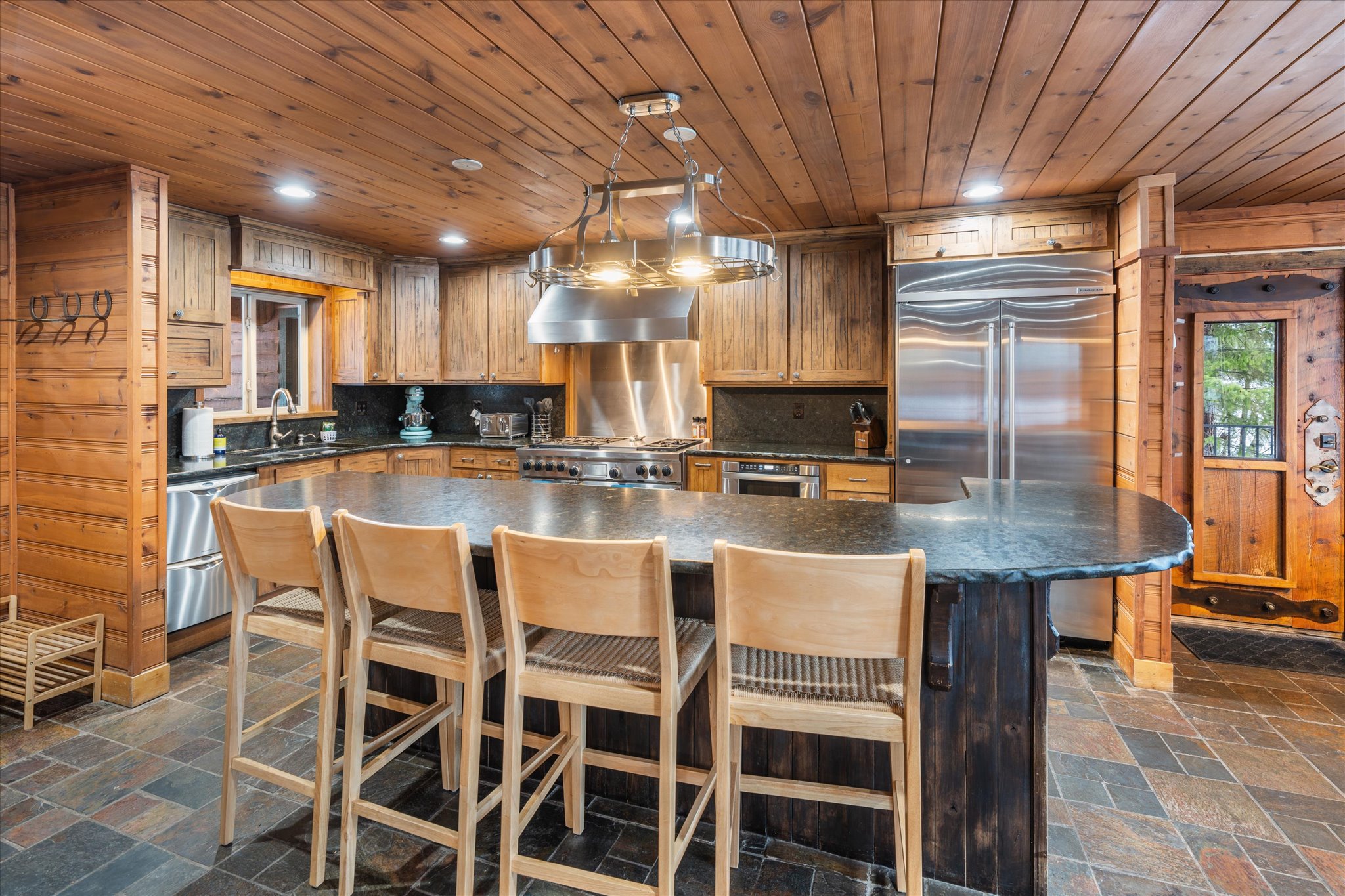 655 Leksand Trail Property Photo 15