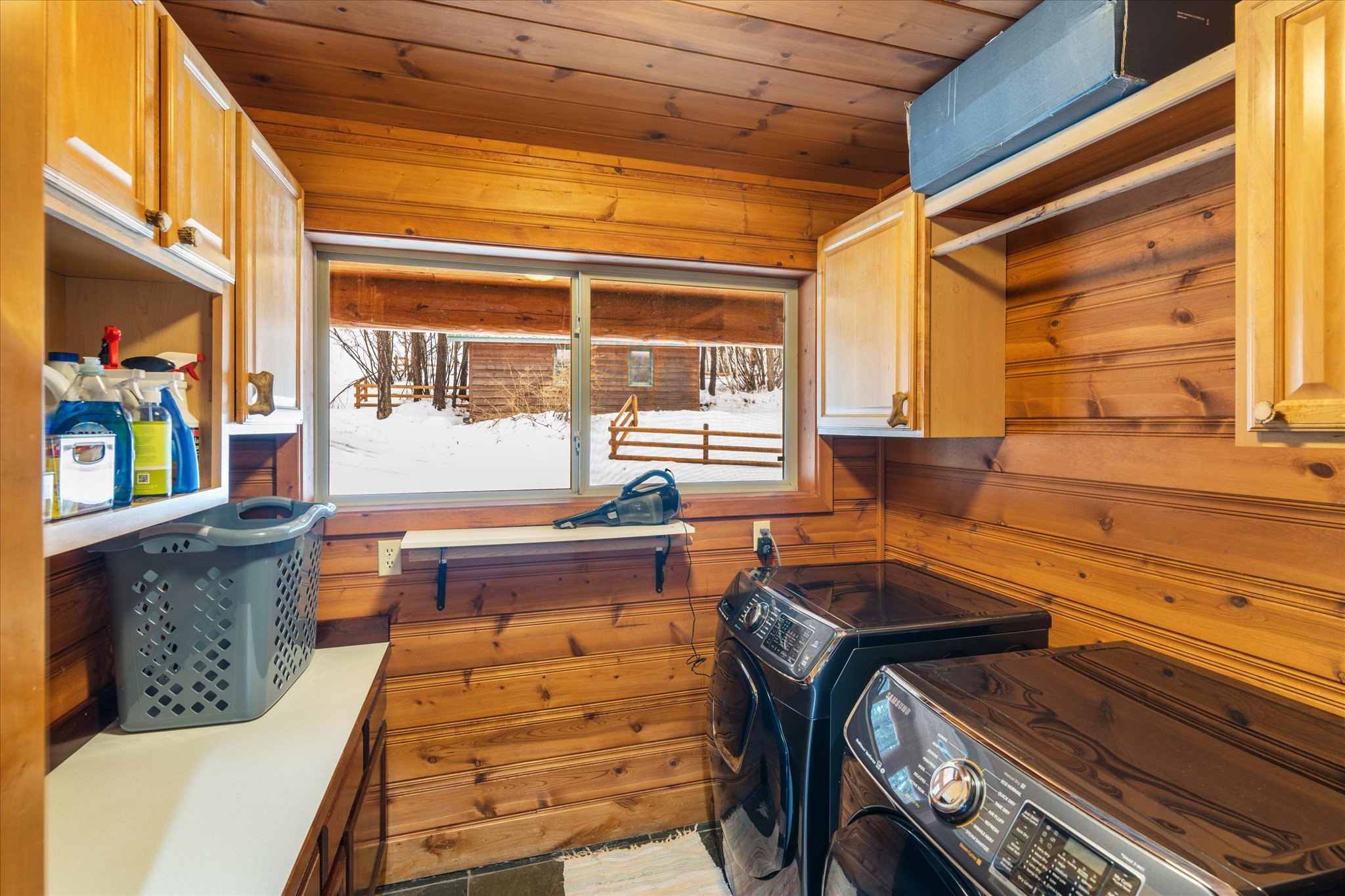 655 Leksand Trail Property Photo 22