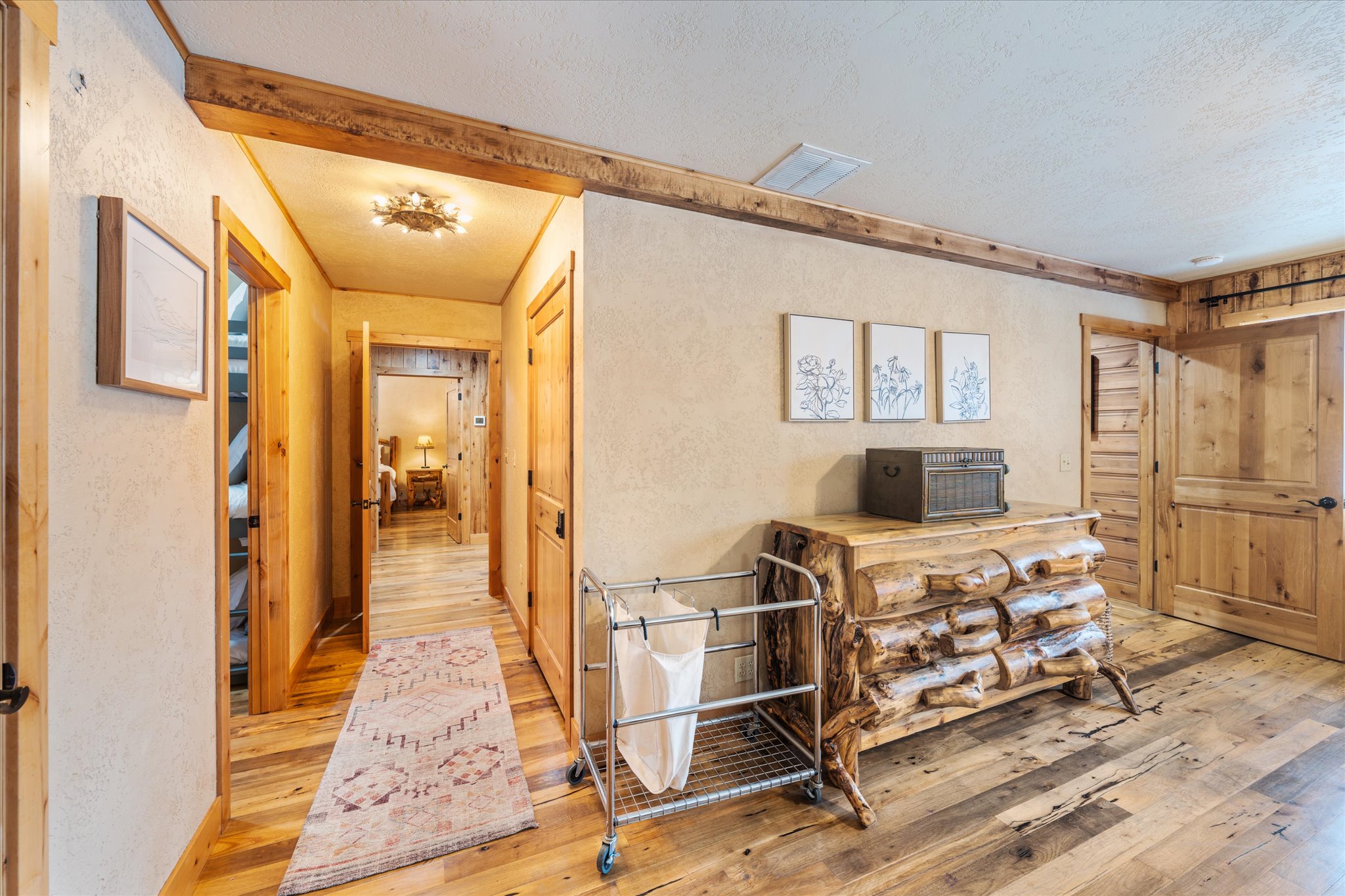 655 Leksand Trail Property Photo 33