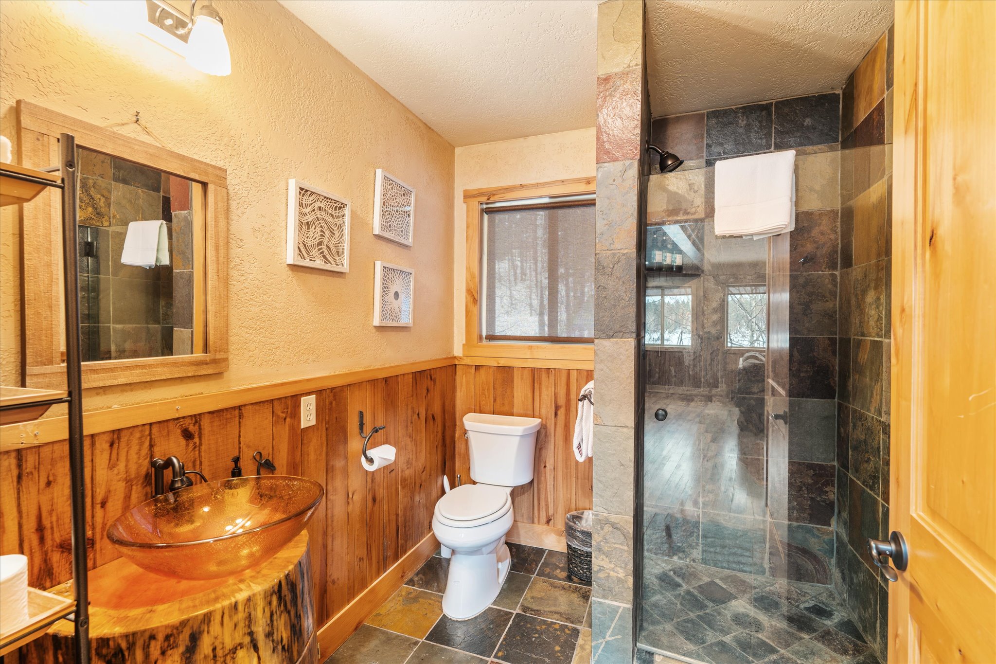 655 Leksand Trail Property Photo 38