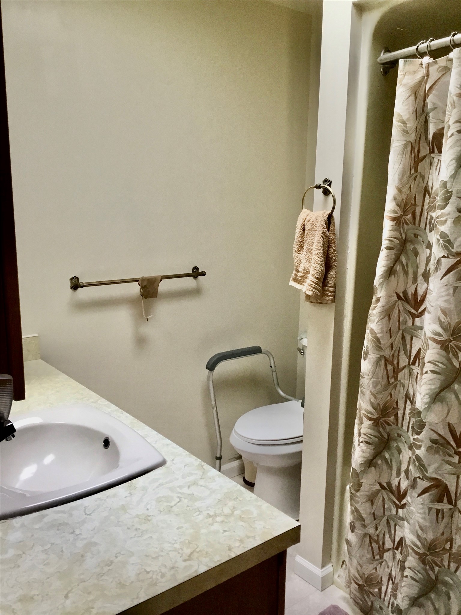 7 Ponderosa Drive Property Photo 9